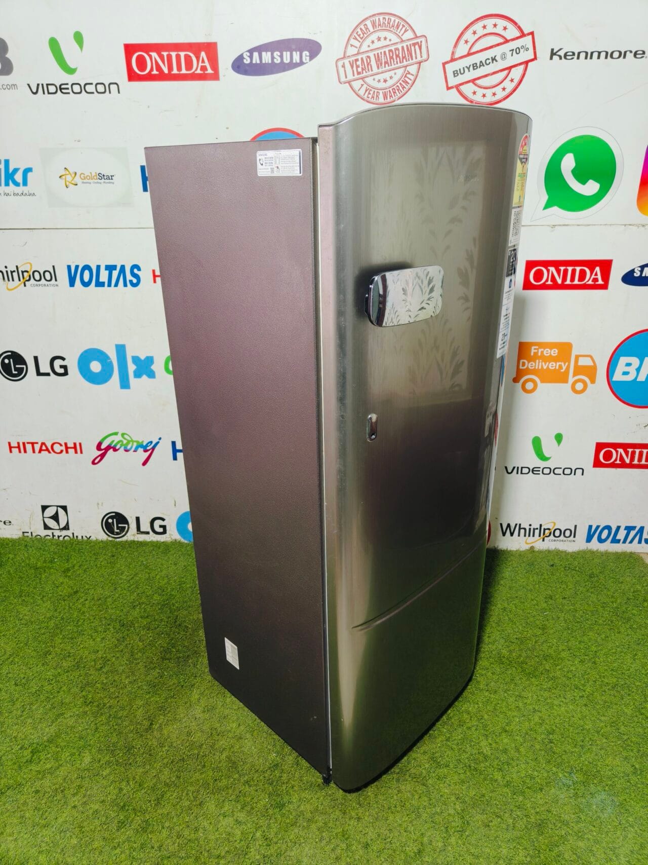 Samsung digital inverter inbuilt stabiliser runs on home inverter 223 ltr steel finish like new condition single door refrigerator - Image 6