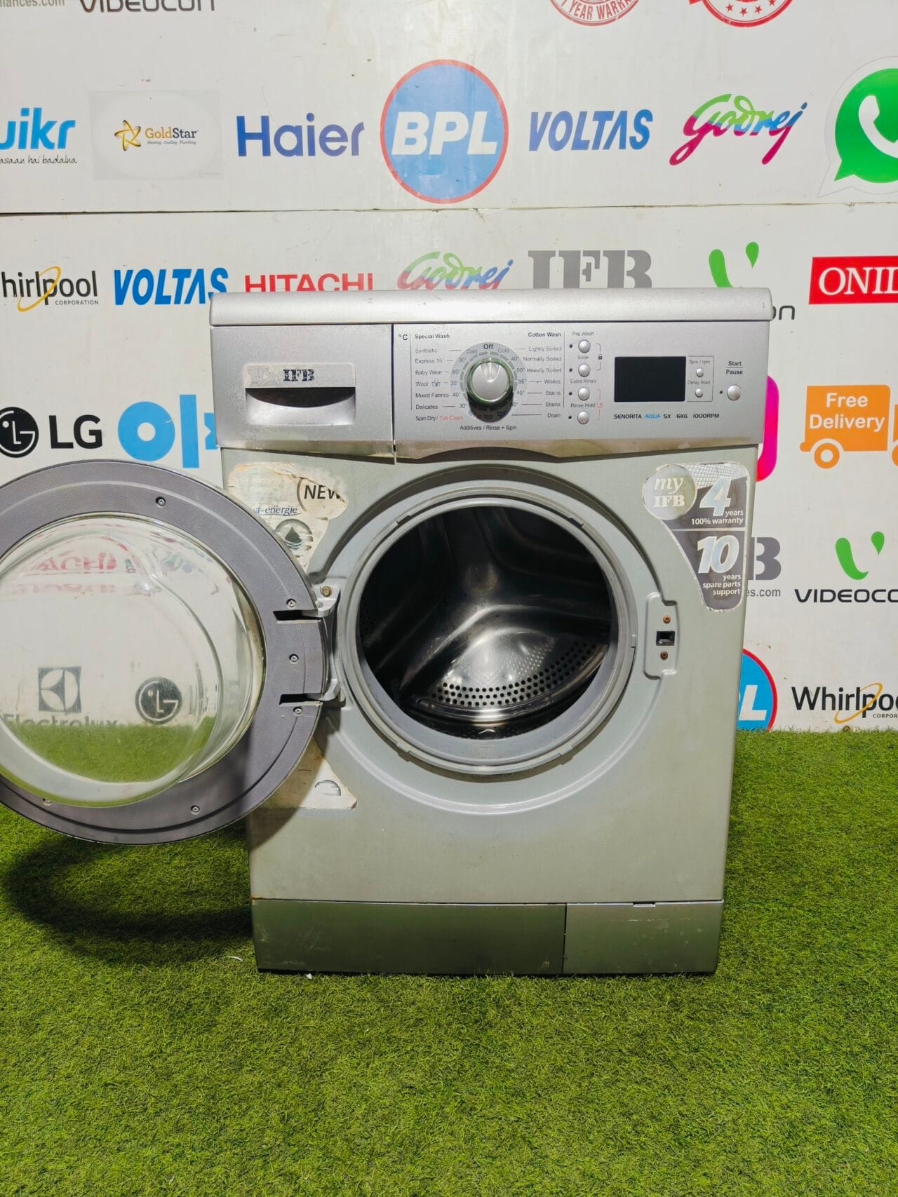 IFB senorita sx 6 kg silver in colour fully automatic front load washing machine - Image 3