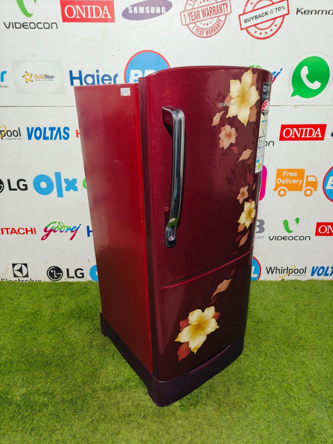 Samsung digital inverter inbuilt stabiliser with base stand and onion tray double colour flower model 190 ltr gently used single door refrigerator - Image 4