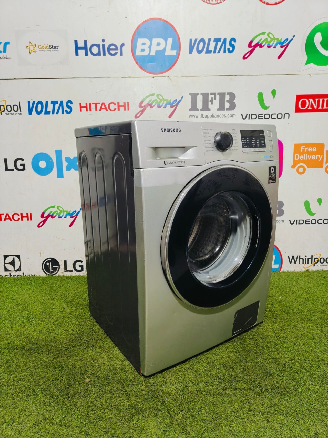 Samsung digital inverter eco bubble 8 kg silver and black in colour fully automatic front load washing machine - Image 4
