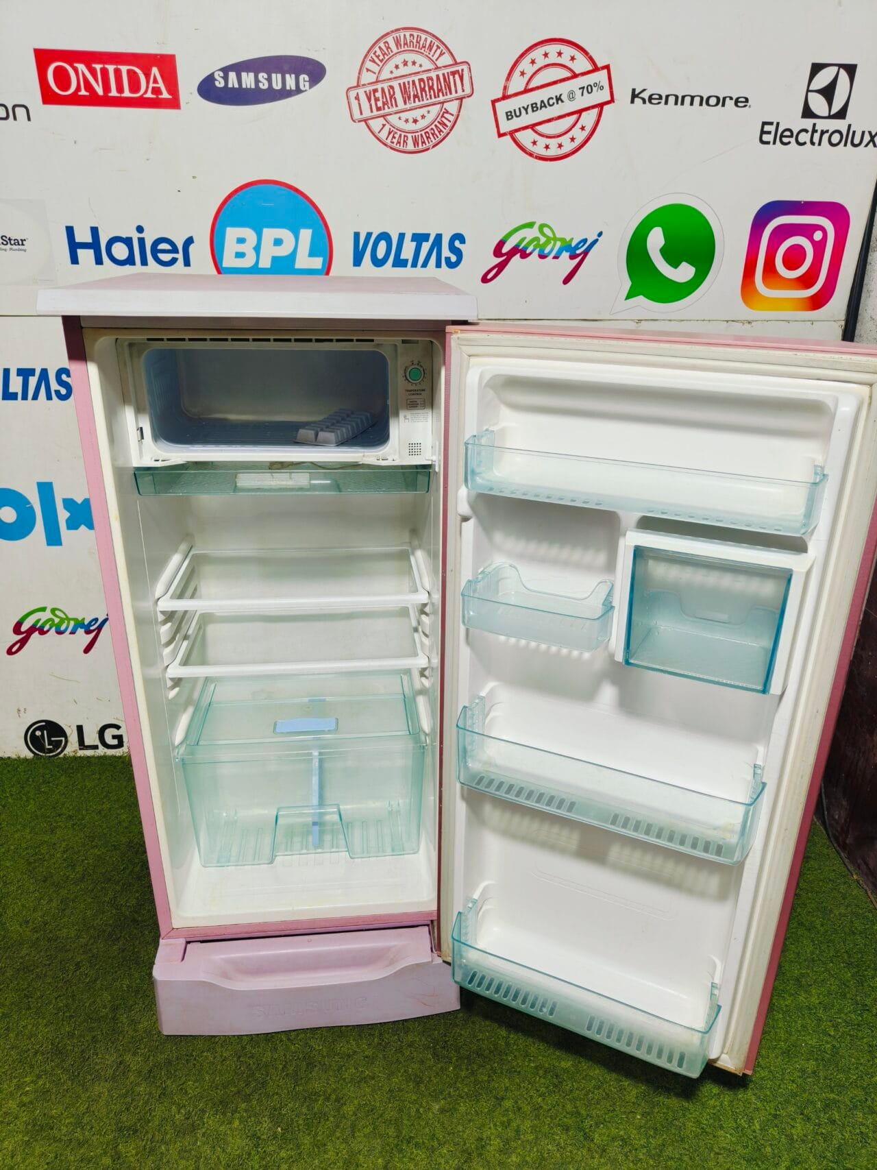 Samsung five star energy rating inbuilt stabiliser pink flower model 190 lte with base stand and onion tray gently used single door refrigerator - Image 3