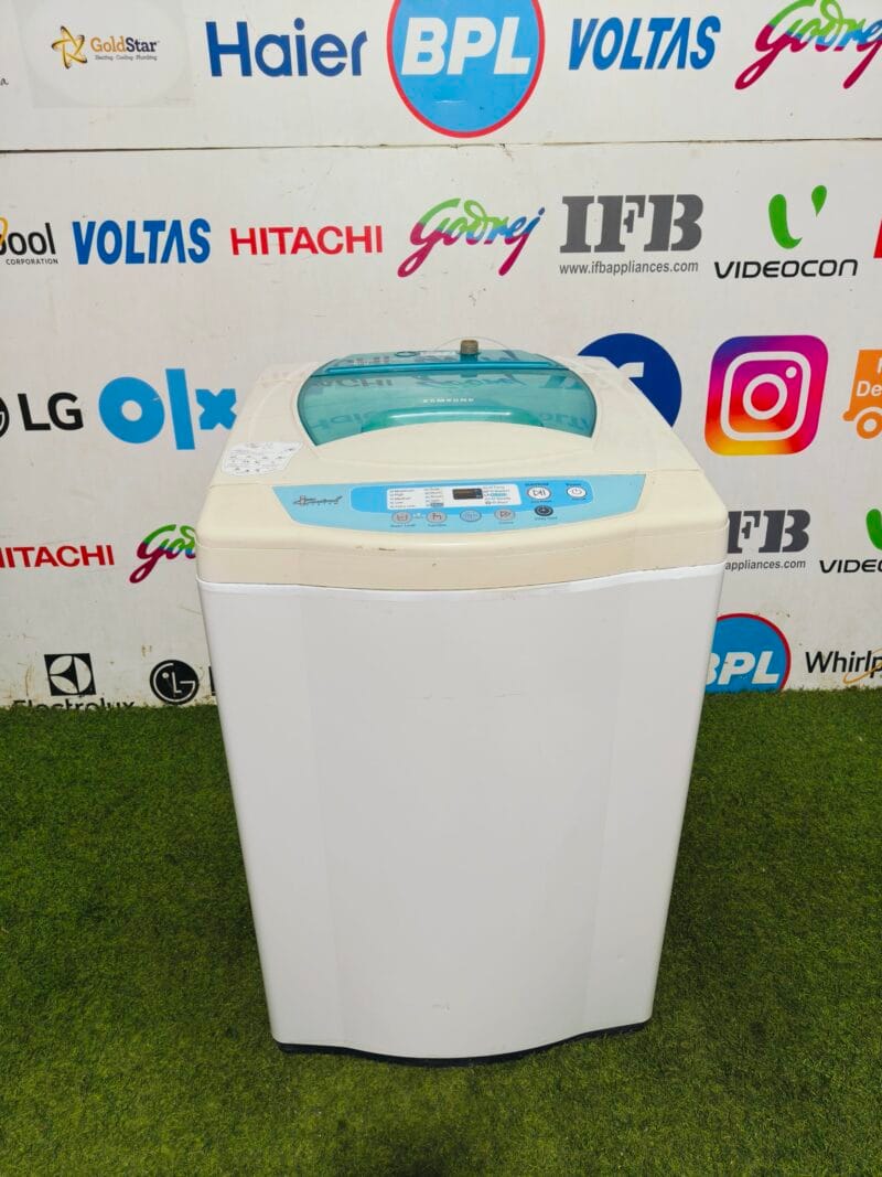 Samsung I control system 6 kg white & blue in colour fully automatic top load washing machine