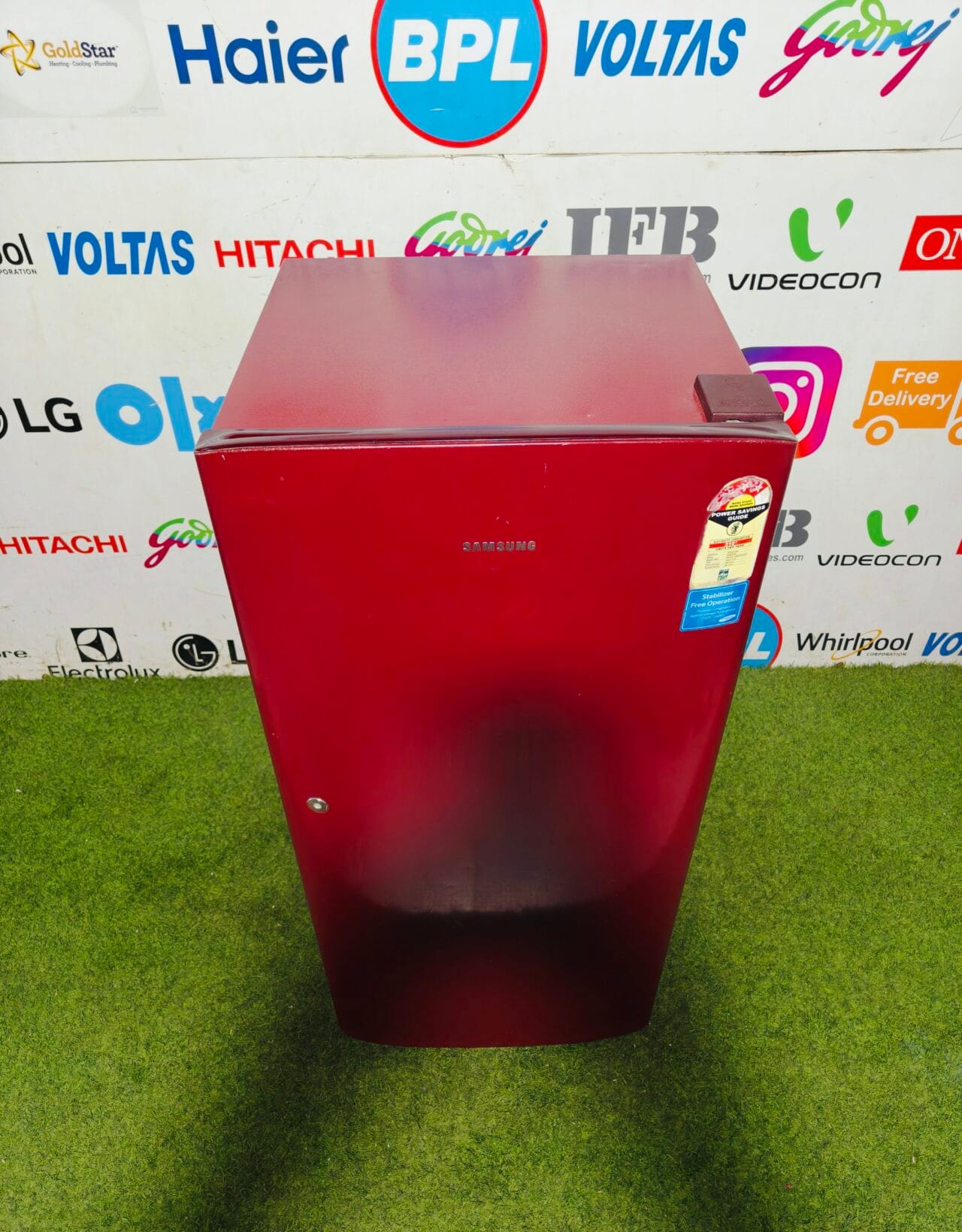 Samsung four star energy rating inbuilt stabiliser red in colour 190 lte gently used single door refrigerator - Image 2