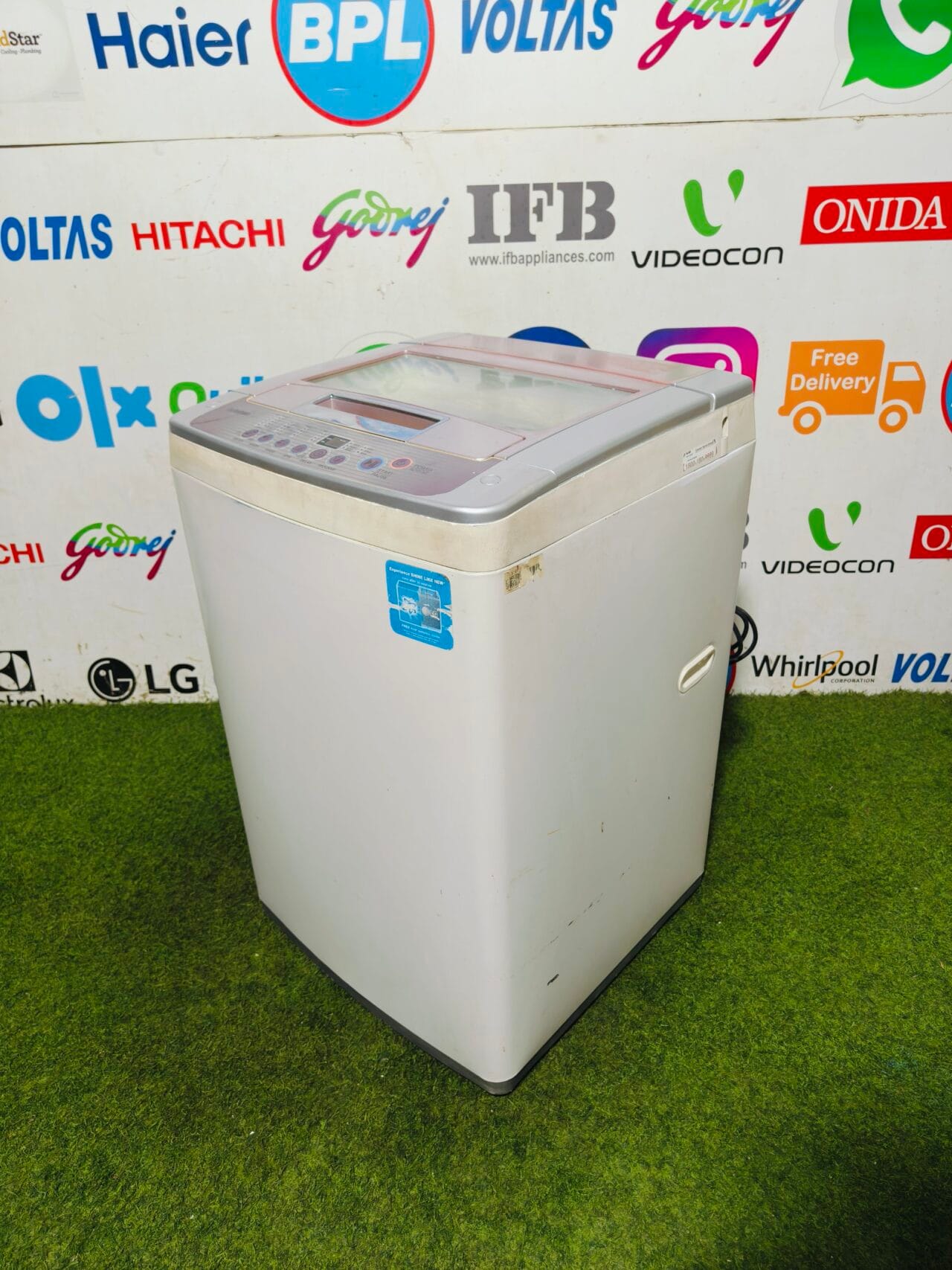 LG fuzzy logic turbo drum 6 kg double colour used fully automatic top load washing machine - Image 5