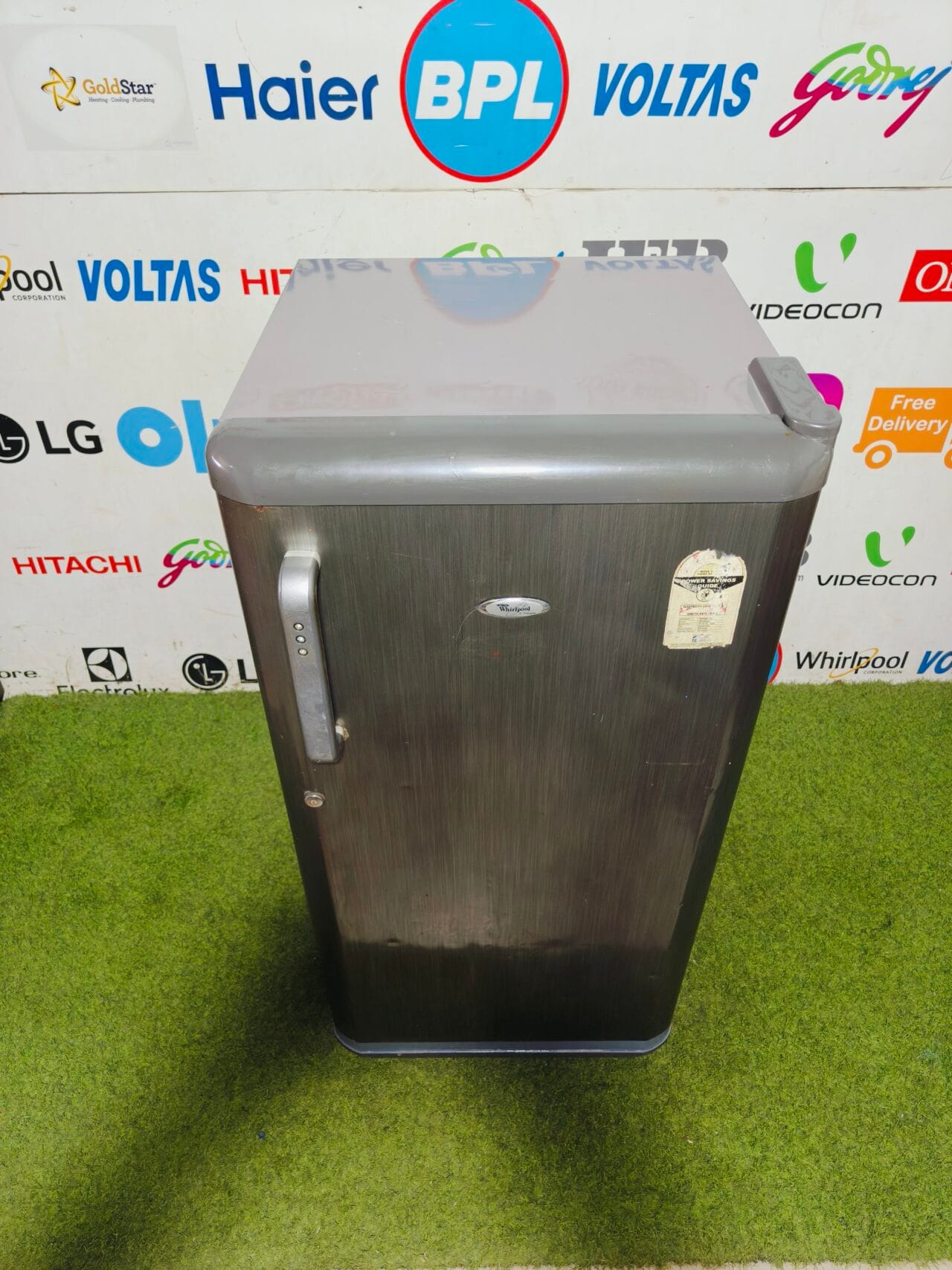 whirlpool master mind 4 star energy rating inbuilt stabiliser 190 lte used single door refrigerator - Image 2