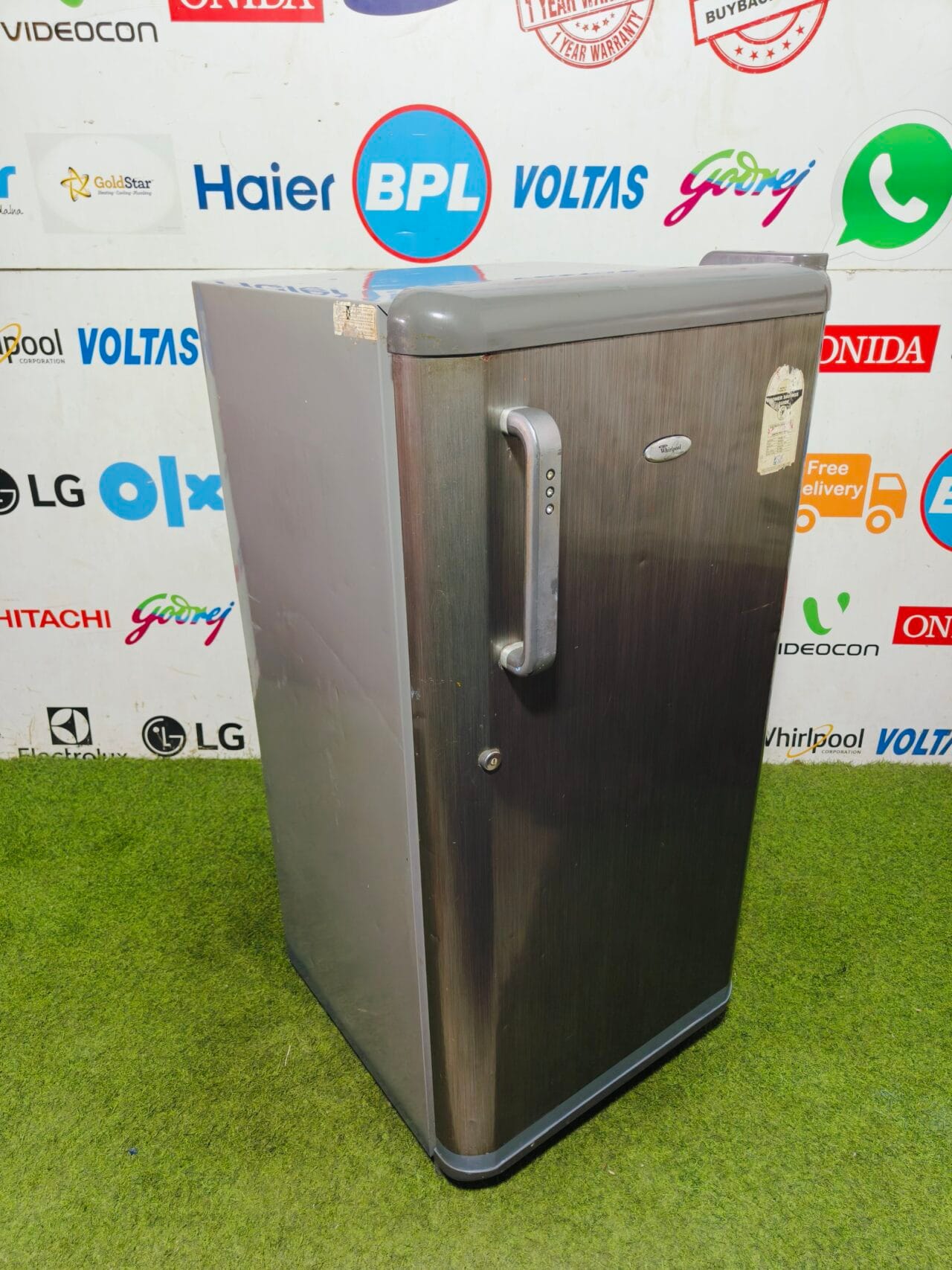 whirlpool master mind 4 star energy rating inbuilt stabiliser 190 lte used single door refrigerator - Image 4