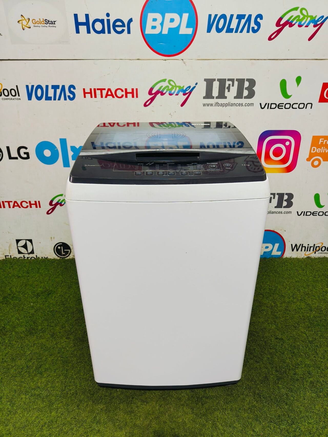Bosch power wave 5 star energy rating white and black in colour 7 kg Fully automatic like new in condition top load washing machine