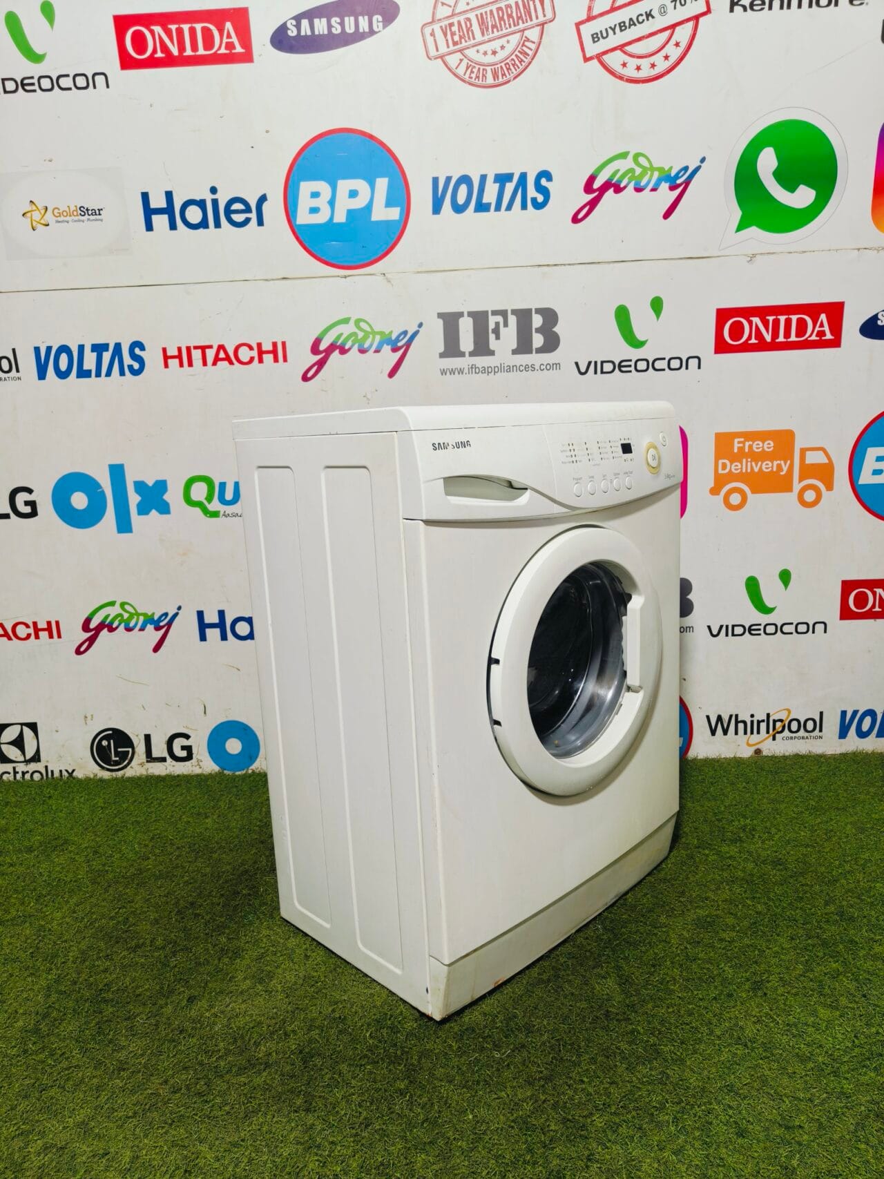 Samsung full white 5 kg fully automatic front load used washing machine - Image 4