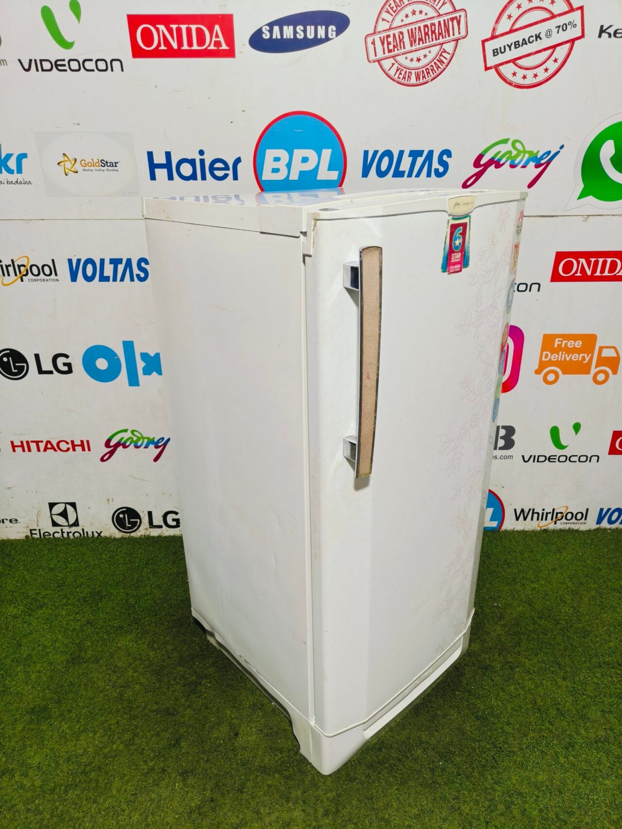 Godrej edge Pro 5 star energy rating white flower model with base stand and onion tray 190 l gently used single door refrigerator - Image 4