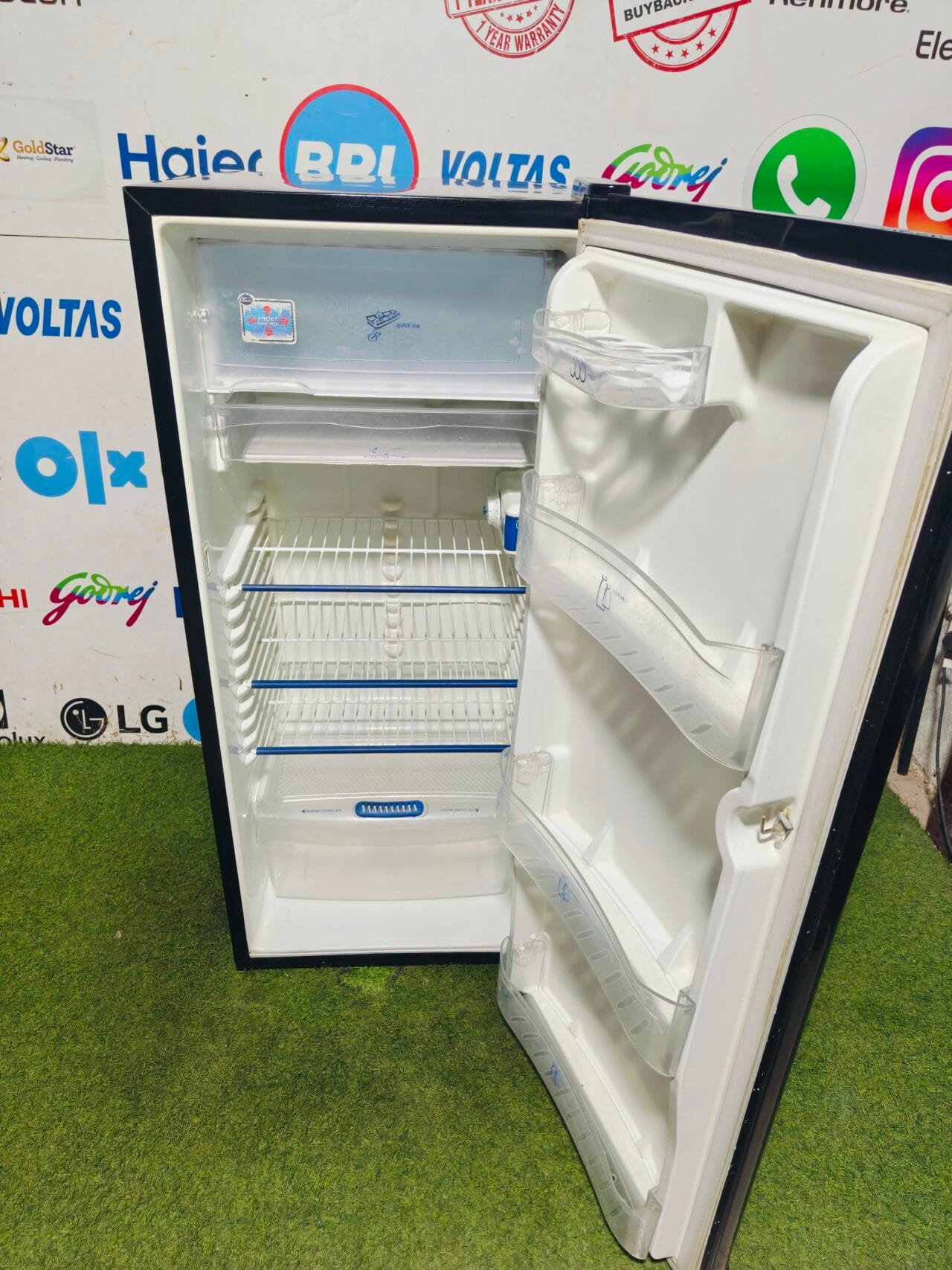 whirlpool 6th sense fusion 5 star energy rating inbuilt stabiliser  black in colour 210 lte single door refrigerator - Image 3