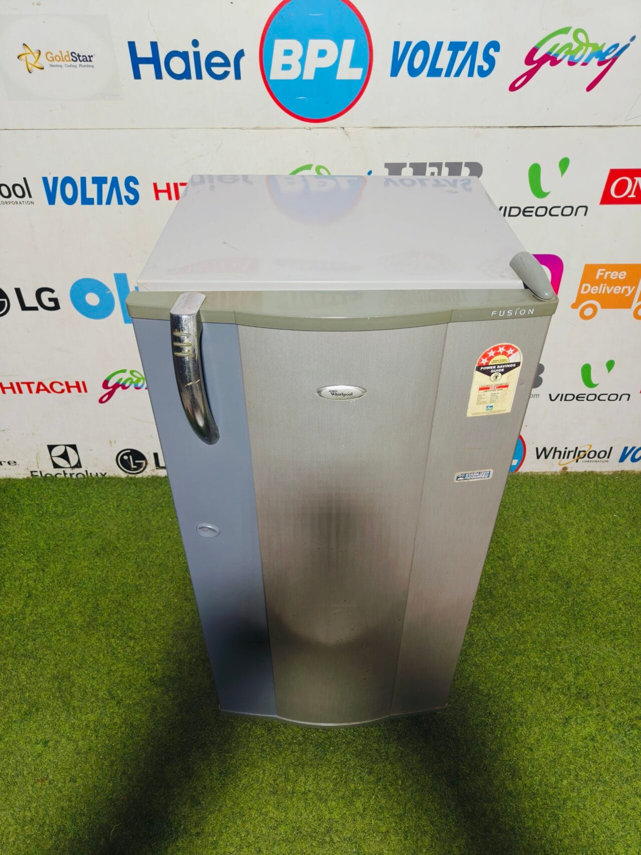 Whirlpool fusion 4 star energy rating inbuilt stabiliser 190 lte used single door refrigerator - Image 2