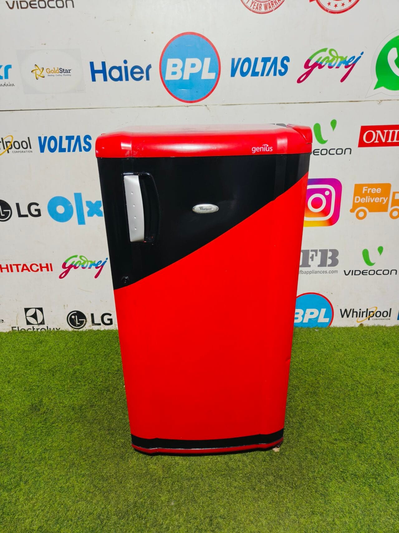 Whirlpool genius red & black in colour 190 lte inbuilt stabiliser used single door refrigerator