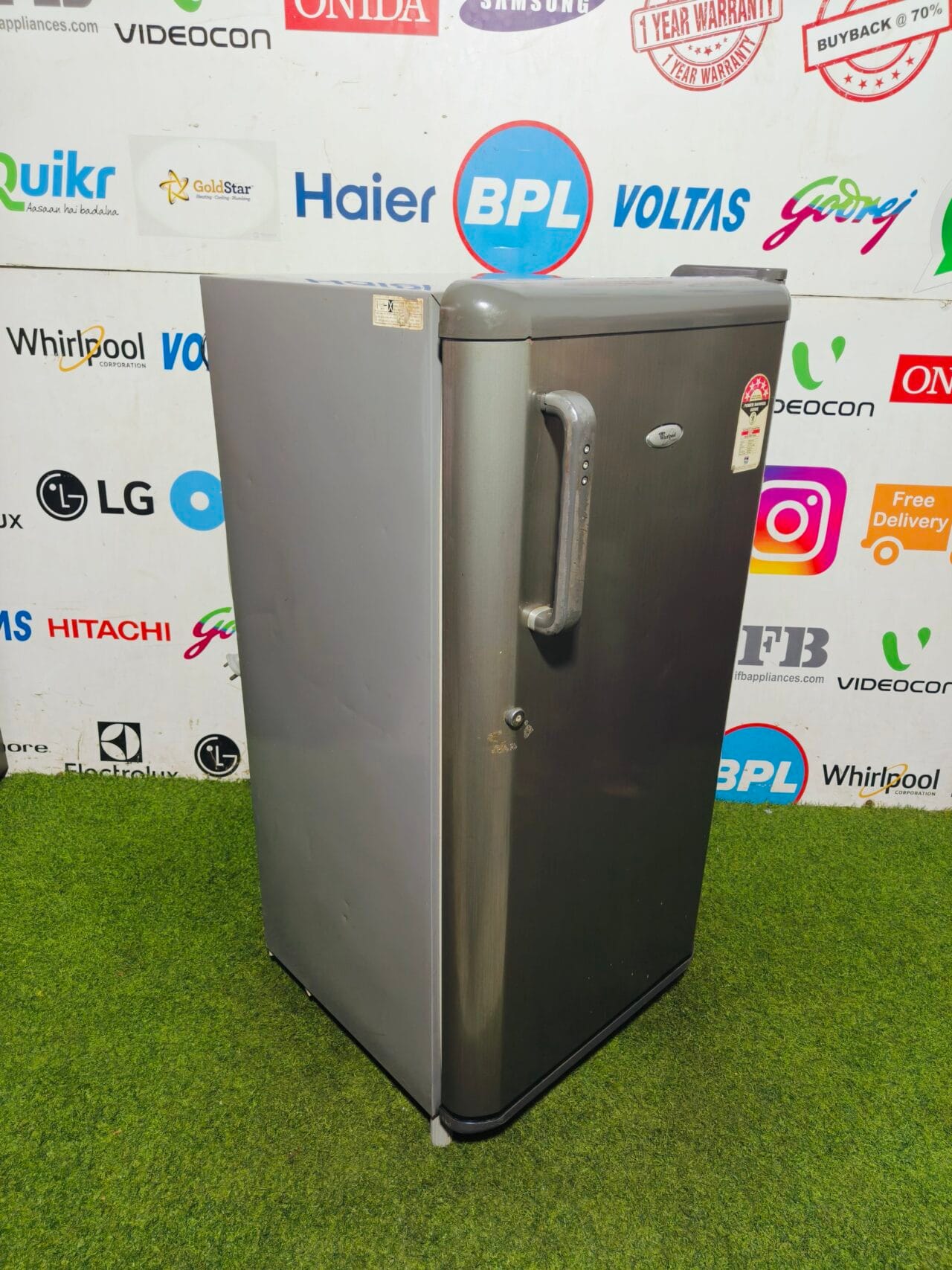 whirlpool five star energy rating inbuilt stabiliser grey in colour 190 lte used single door refrigerator - Image 5