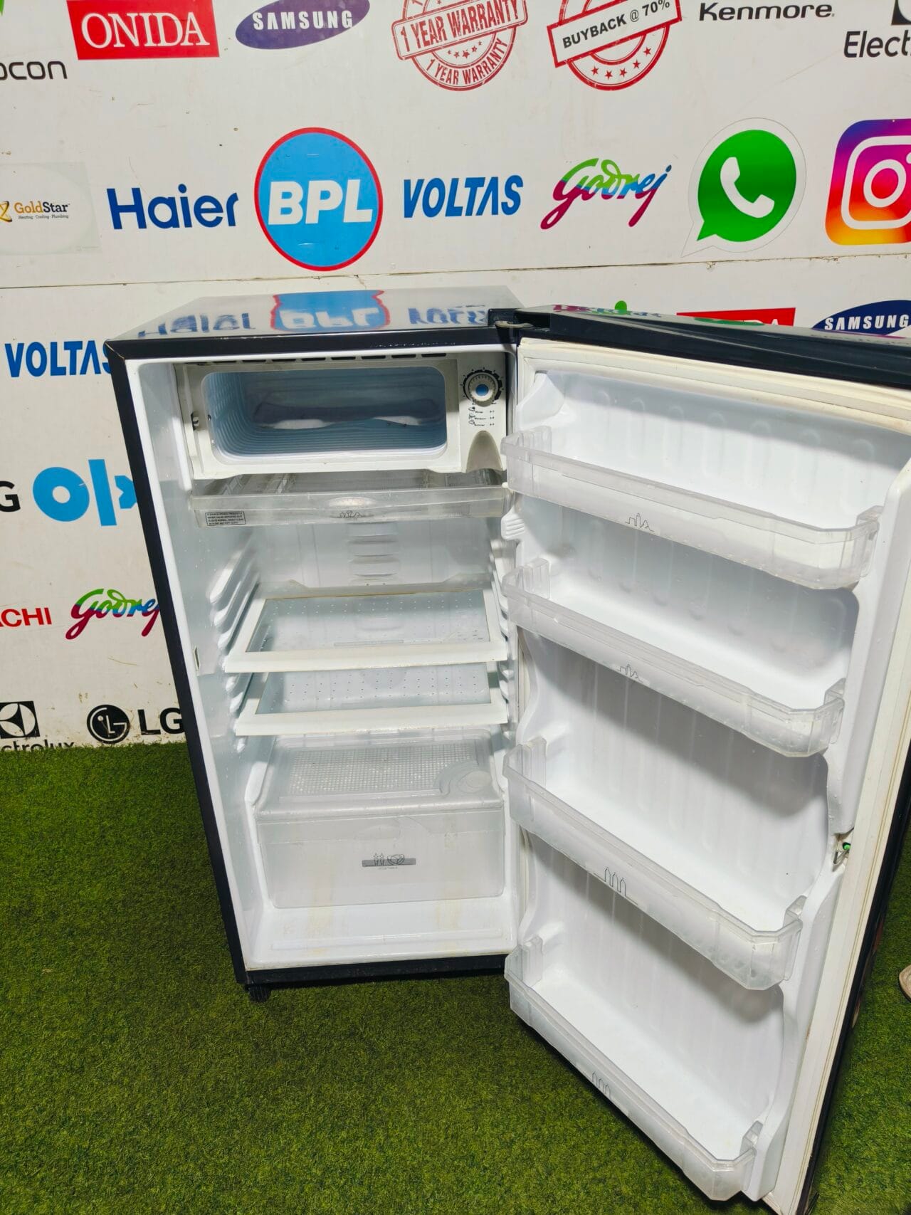 Electrolux smart series 5 star energy rating inbuilt stabiliser flower model 190 lte single door refrigerator - Image 3