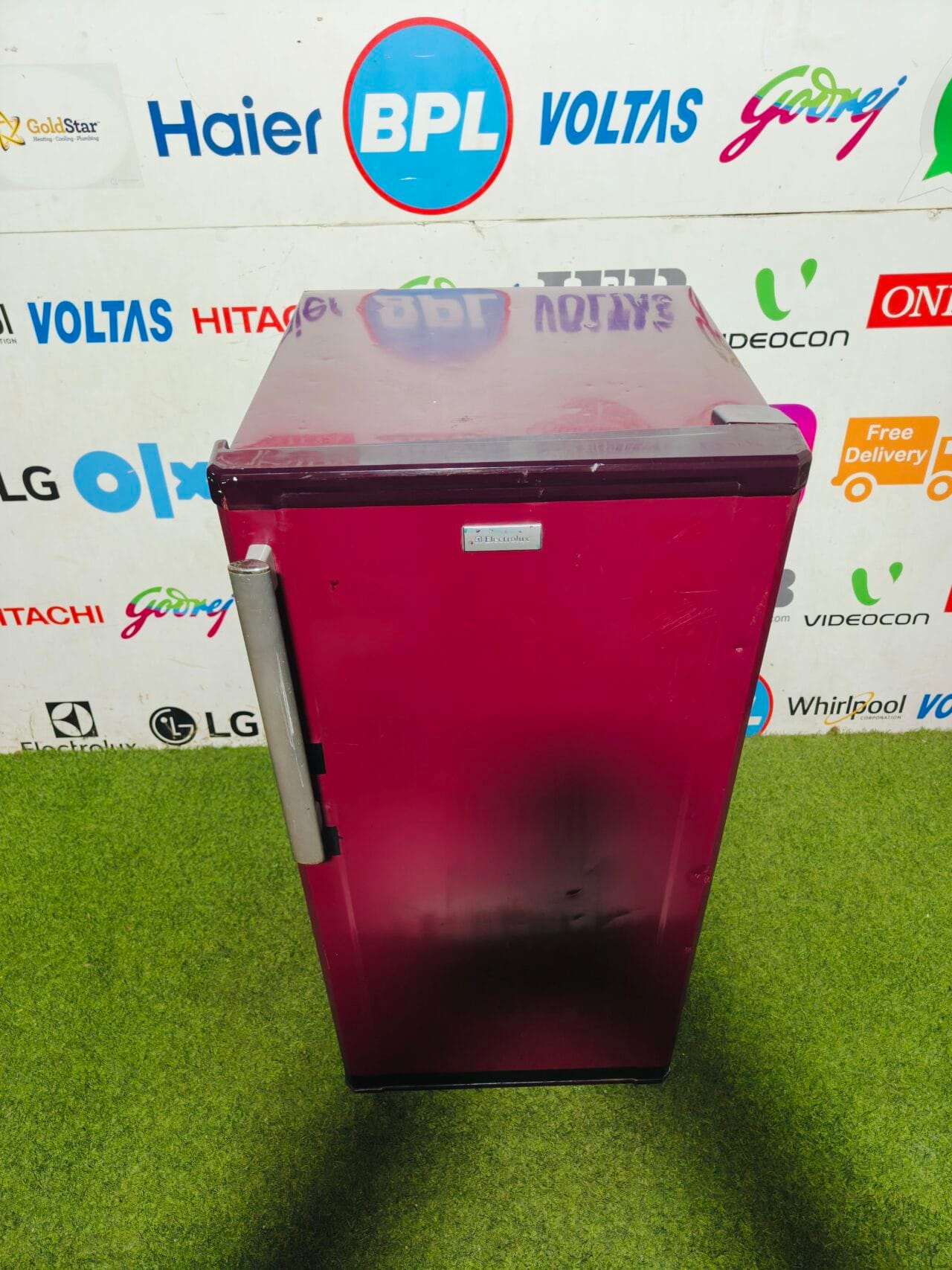 Electrolux 4 star energy rating inbuilt stabiliser 190 lte used single door refrigerator - Image 2