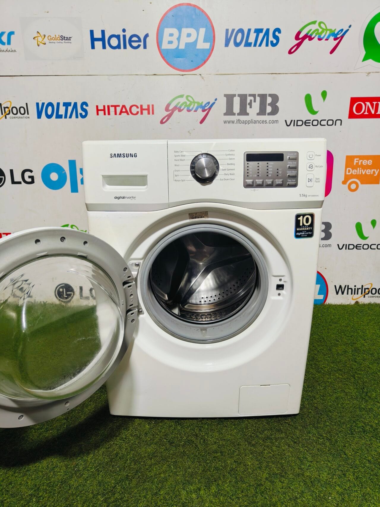 Samsung digital inverter 5.5 kg gently used fully automatic front load washing machine - Image 3