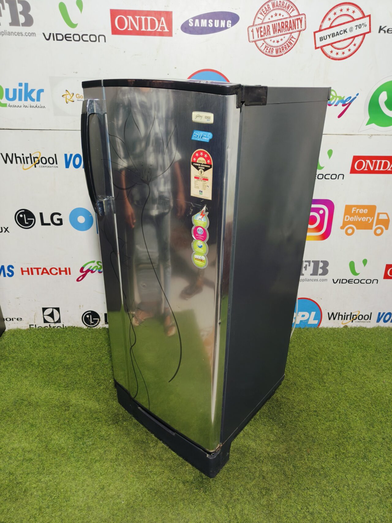 Godrej edge 5 star energy rating inbuilt stabiliser with base stand and onion tray 210 lte gently used steel finish flower model single door refrigerator - Image 5