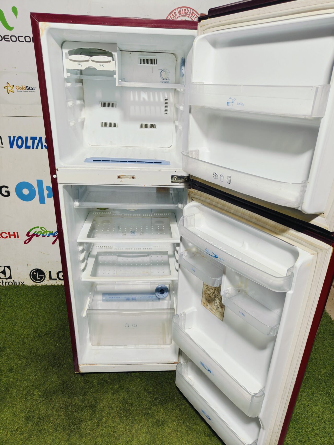 Videocon eco fresh red flower model 260 lte double door refrigerator - Image 3