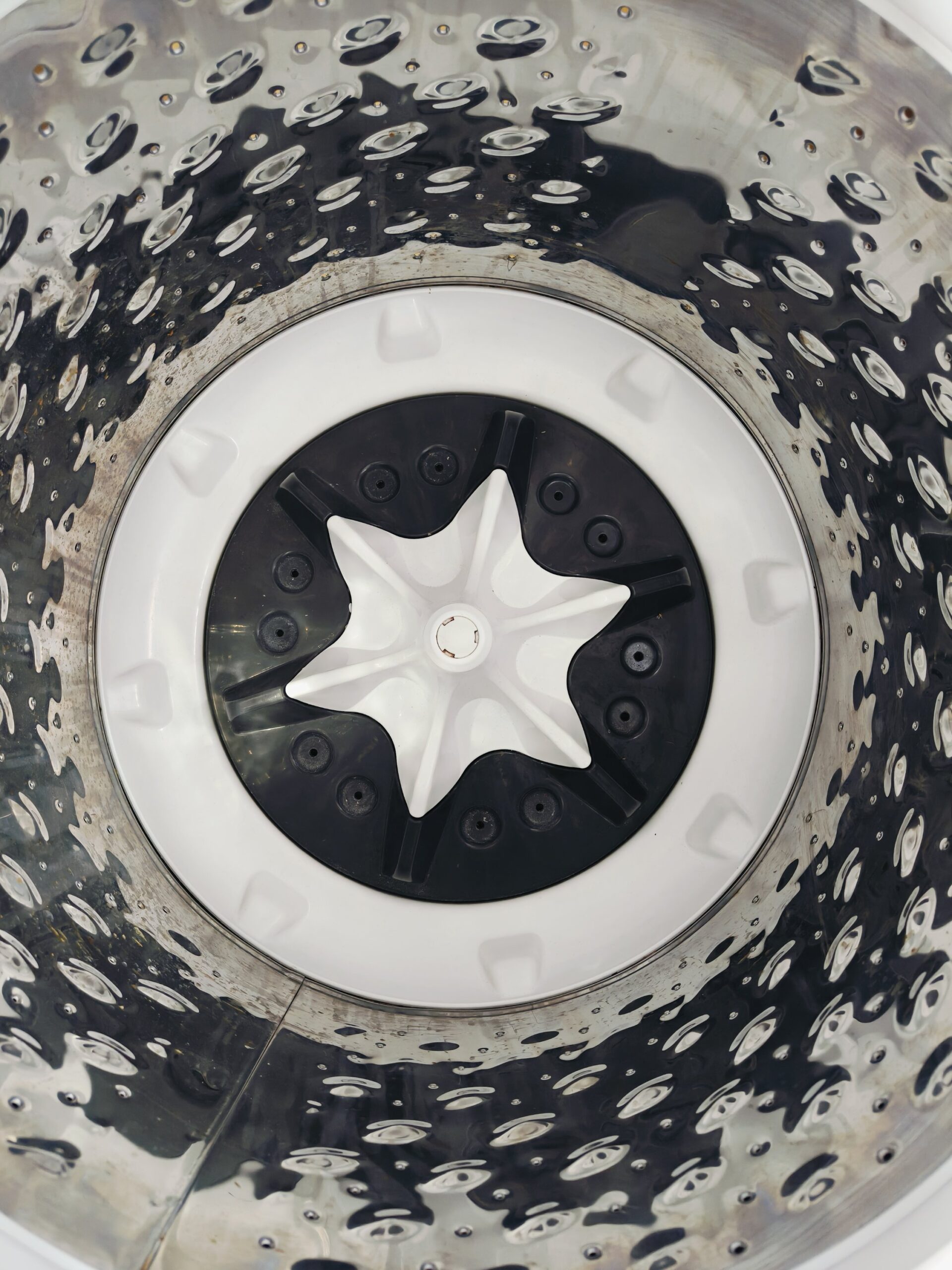 Refurbished Whirlpool 360 Bloom Wash Ultra 7.5 kg Fully Automatic Top Load Washing Machine - Image 3