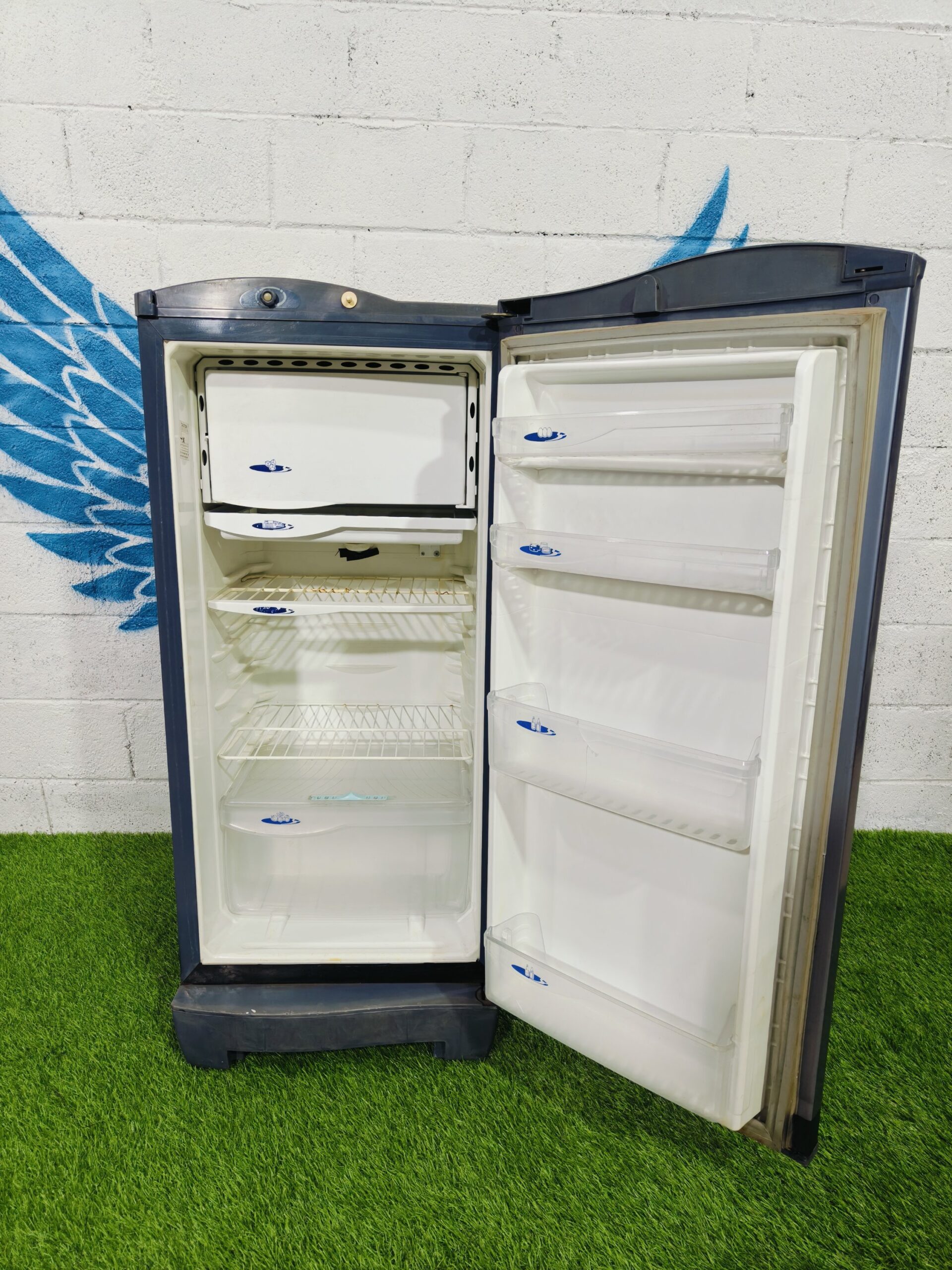 Godrej pentacool 190 lte with base stand used single door refrigerator in Bangalore - Image 3