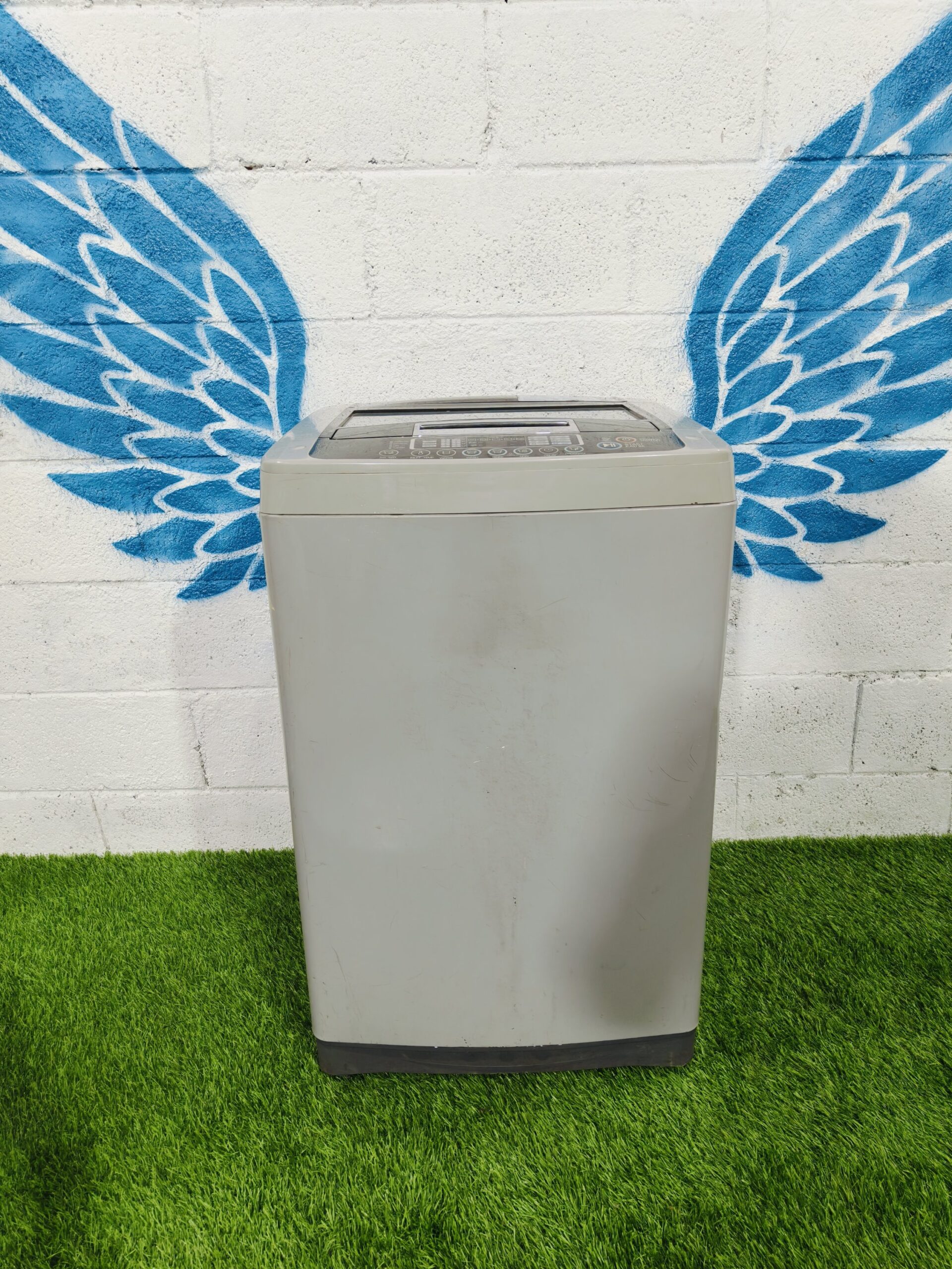 LG Turbo Drum 6.5 kg Fully Automatic Top Load Washing Machine with Jet Spray - Image 2