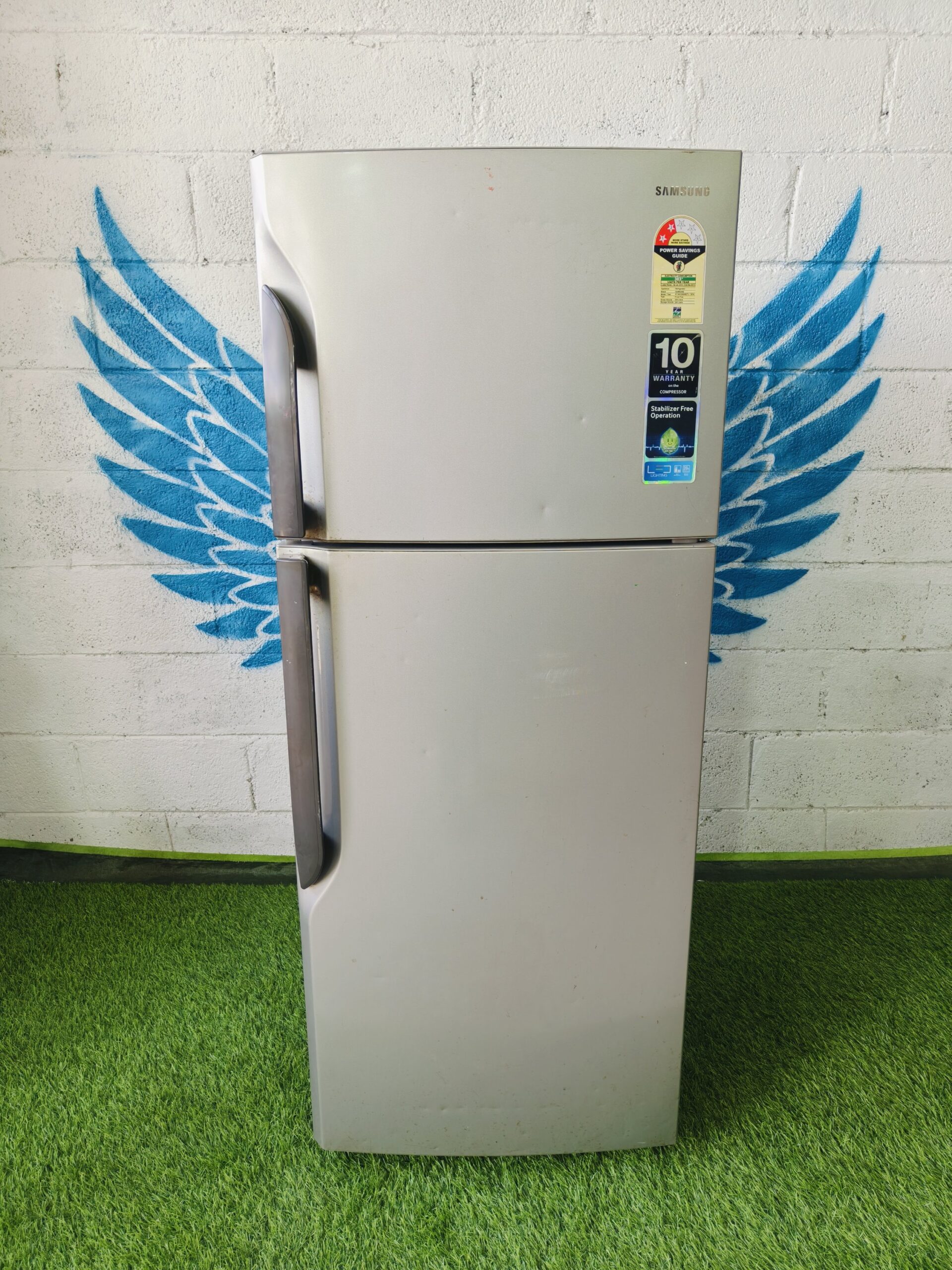 Samsung grey in colour 240 lte gently used double door refrigerator
