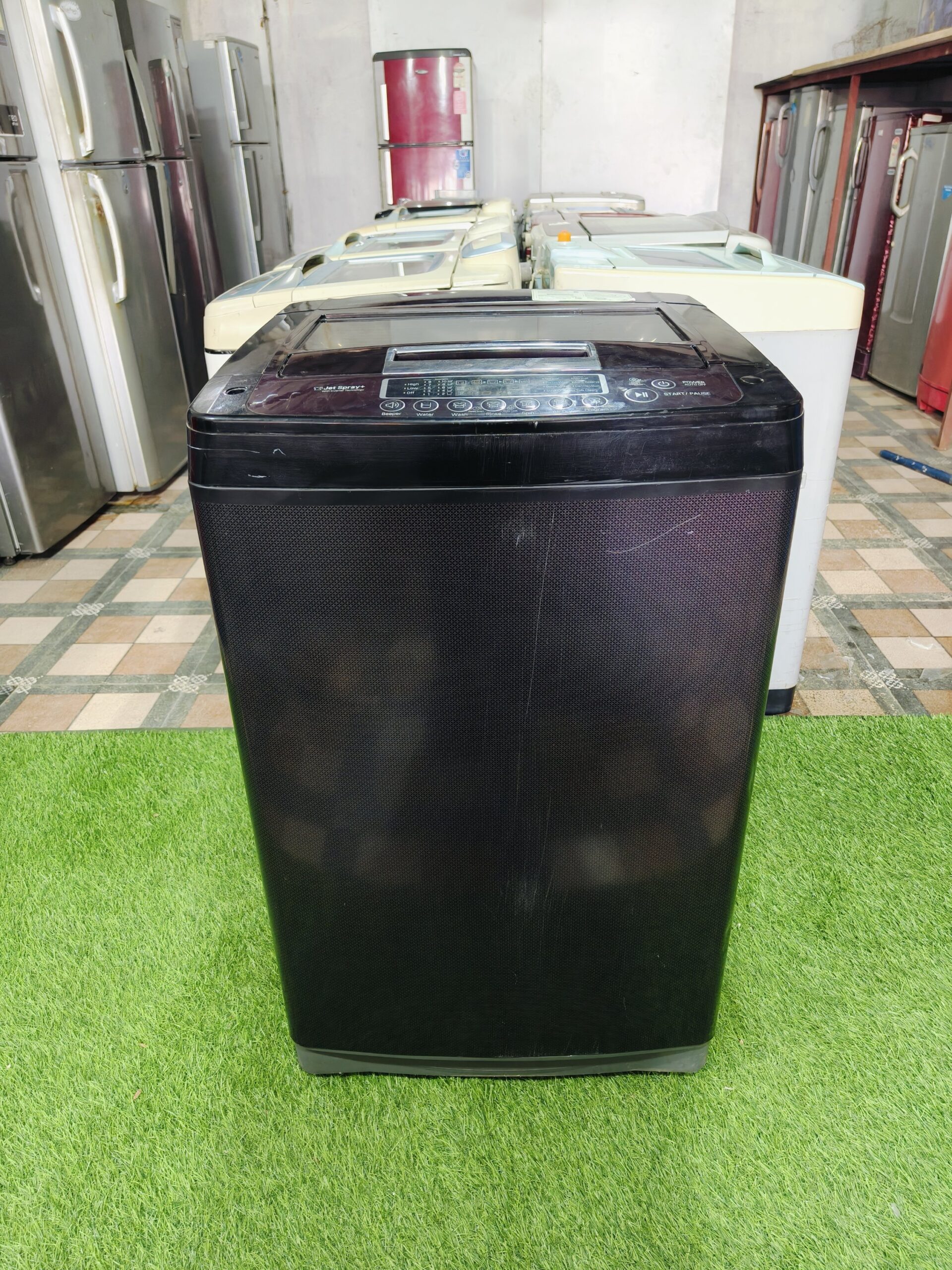 LG smart inverter with smart diagnosis 7 kg fully automatic gently used top load washing machine