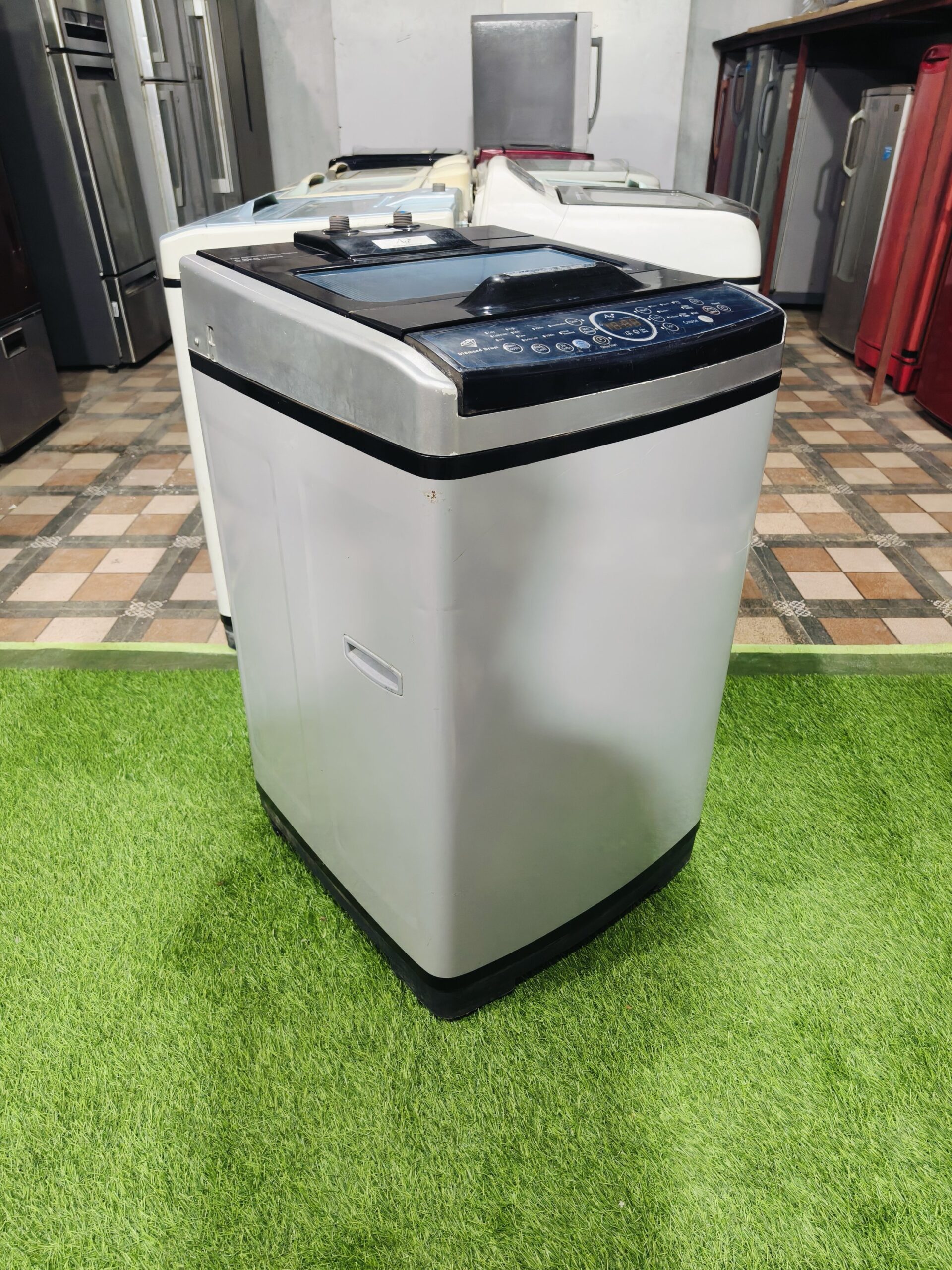 Samsung ag+ silver nano technology diamond drum 6.8 kg double colour fully automatic gently used top load washing machine - Image 4