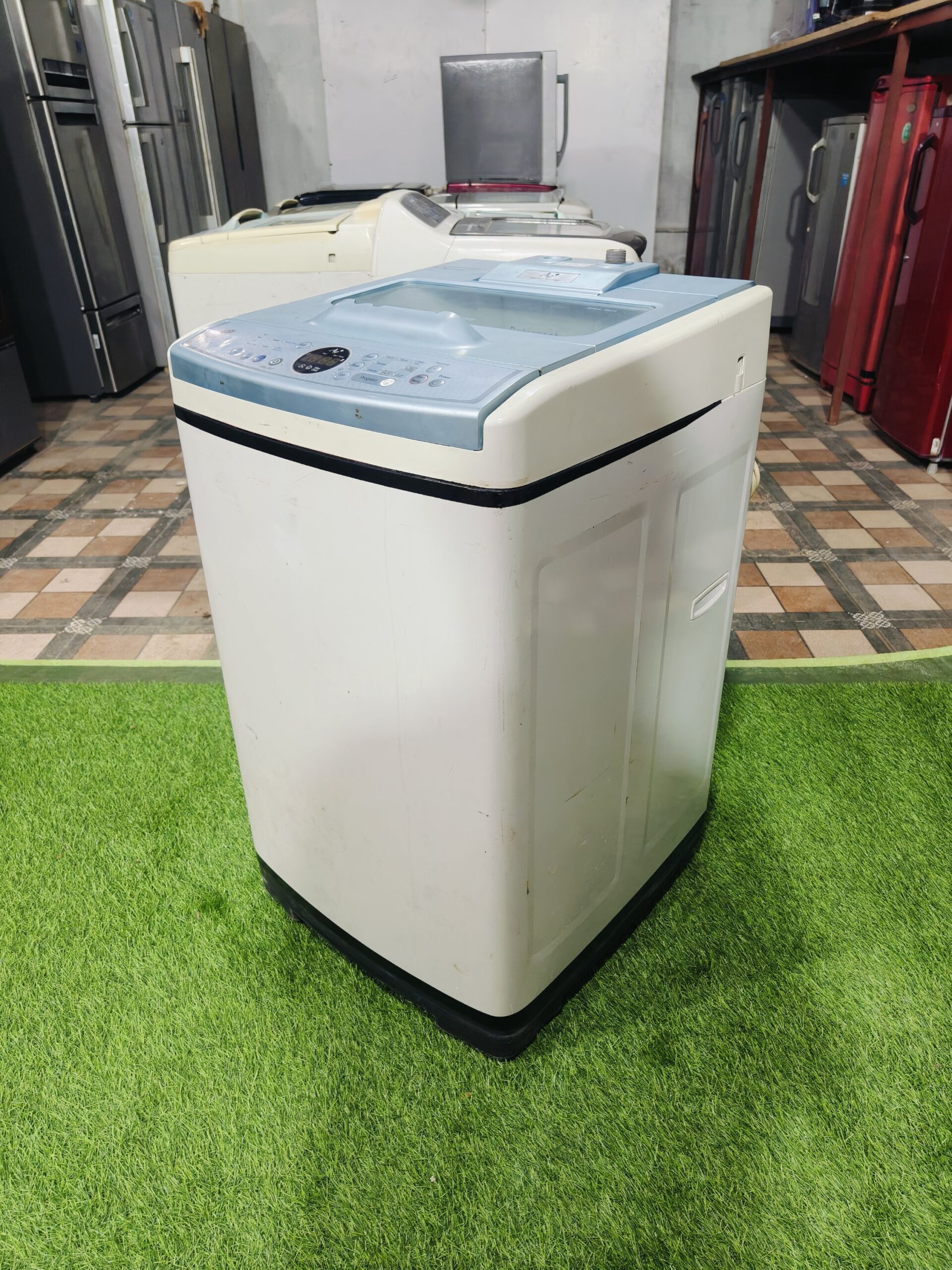 Samsung ag+ silver nano technology 6.2 kg fully automatic gently used top load washing machine - Image 5