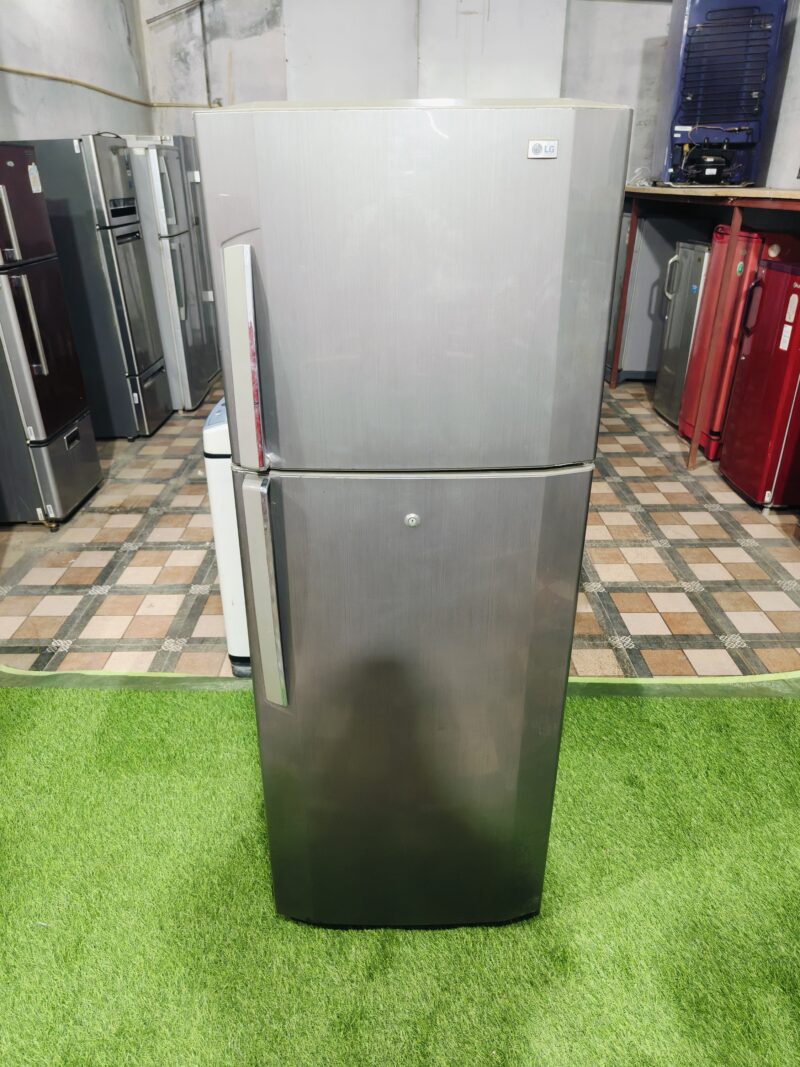 LG 5 star energy rating works without stabilizer grey in colour 260 ltr gently used double door refrigerator
