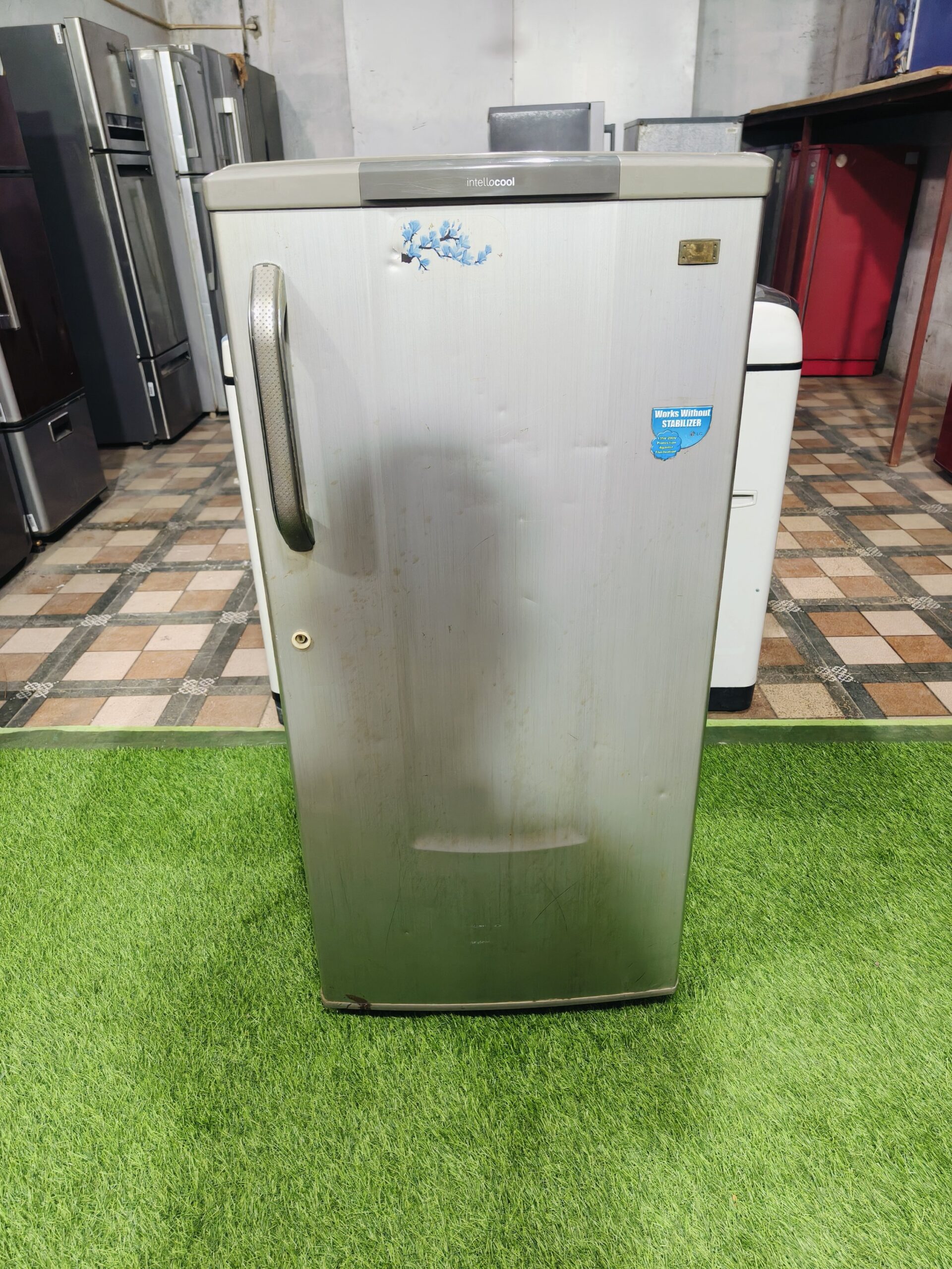 LG intello cool 4 star rating 190 ltr grey in colour single door refrigerator