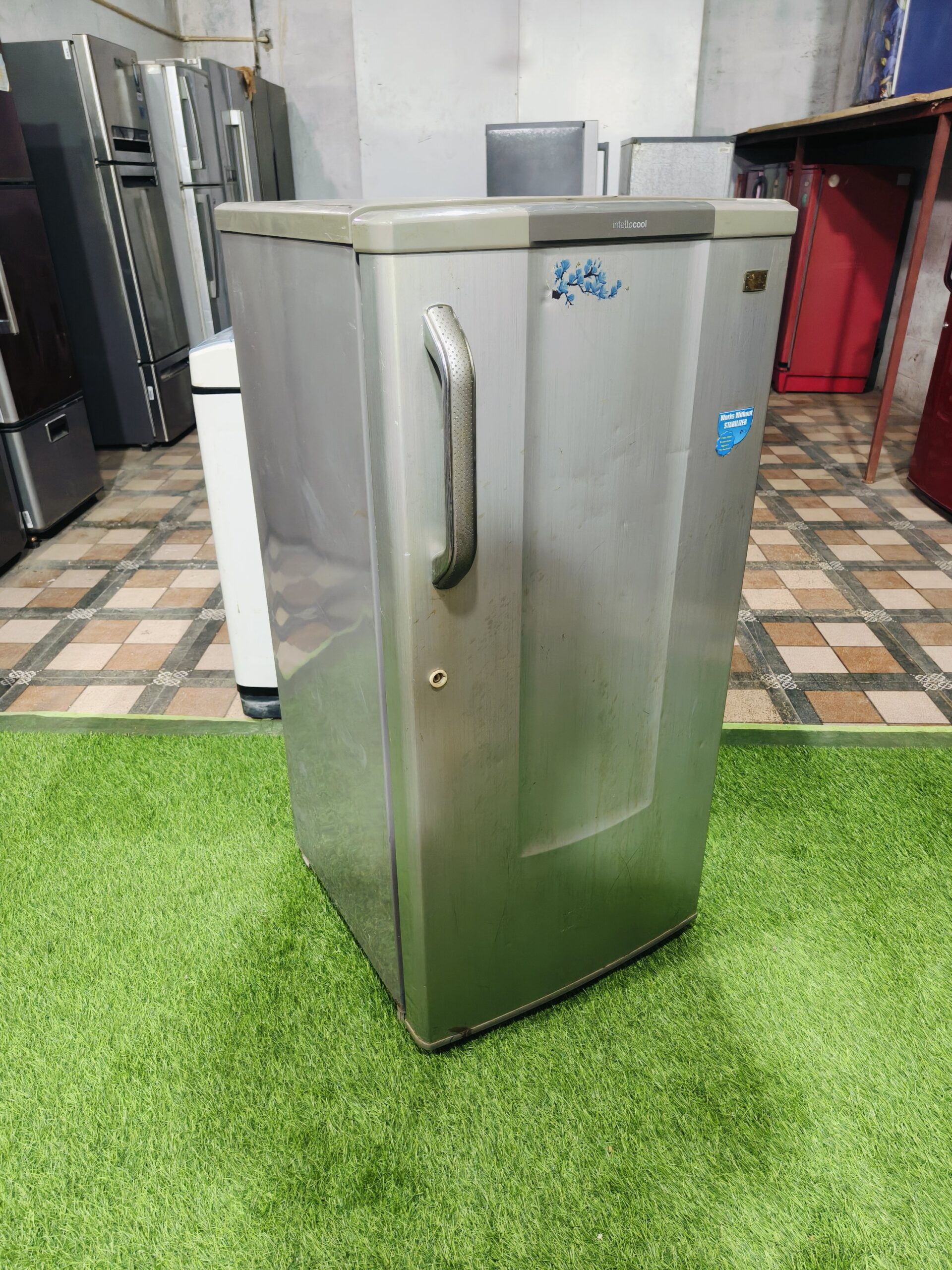 LG intello cool 4 star rating 190 ltr grey in colour single door refrigerator - Image 4