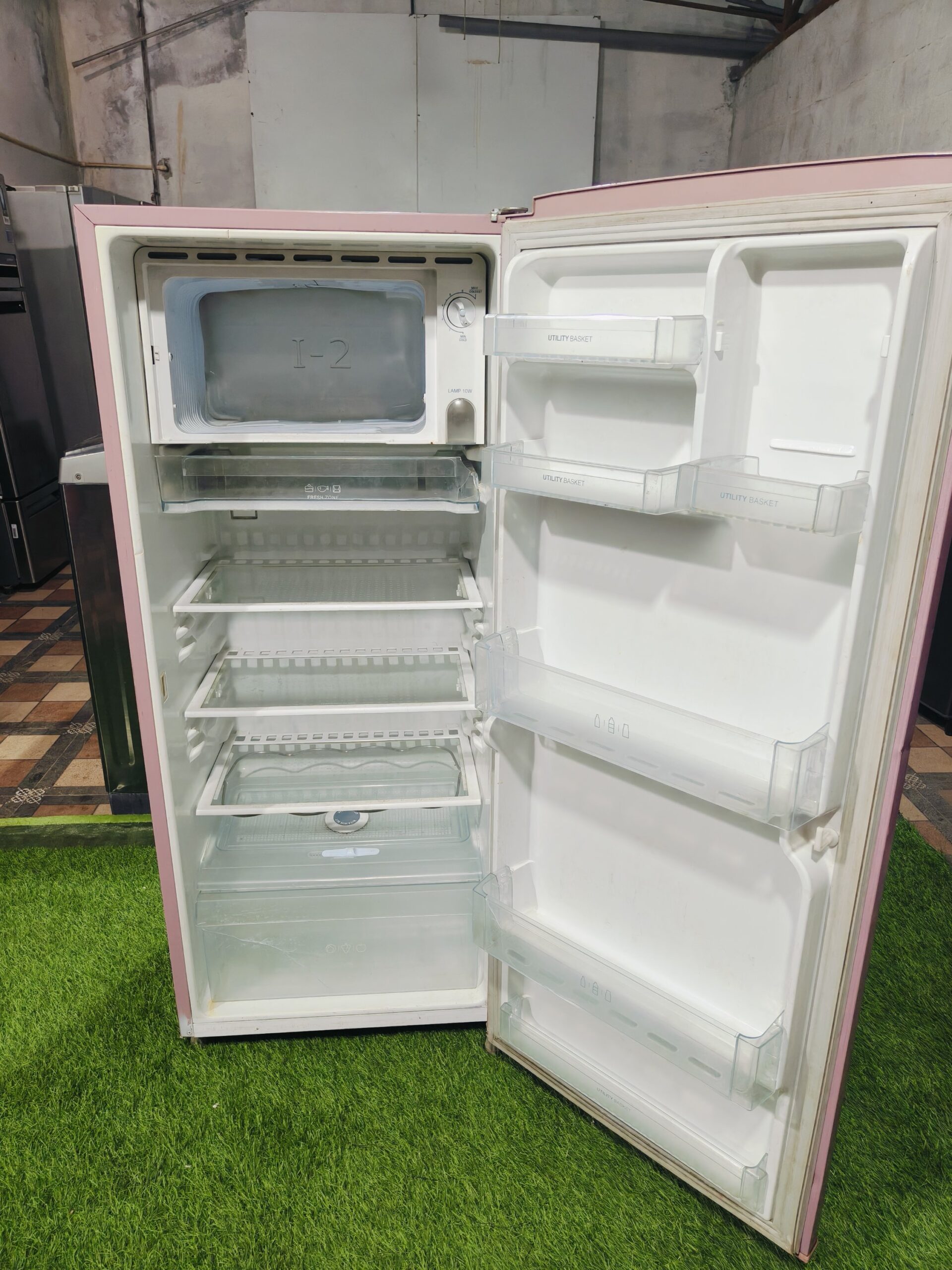 LG 5 star energy rating pink flower model 220 ltr single door refrigerator - Image 3