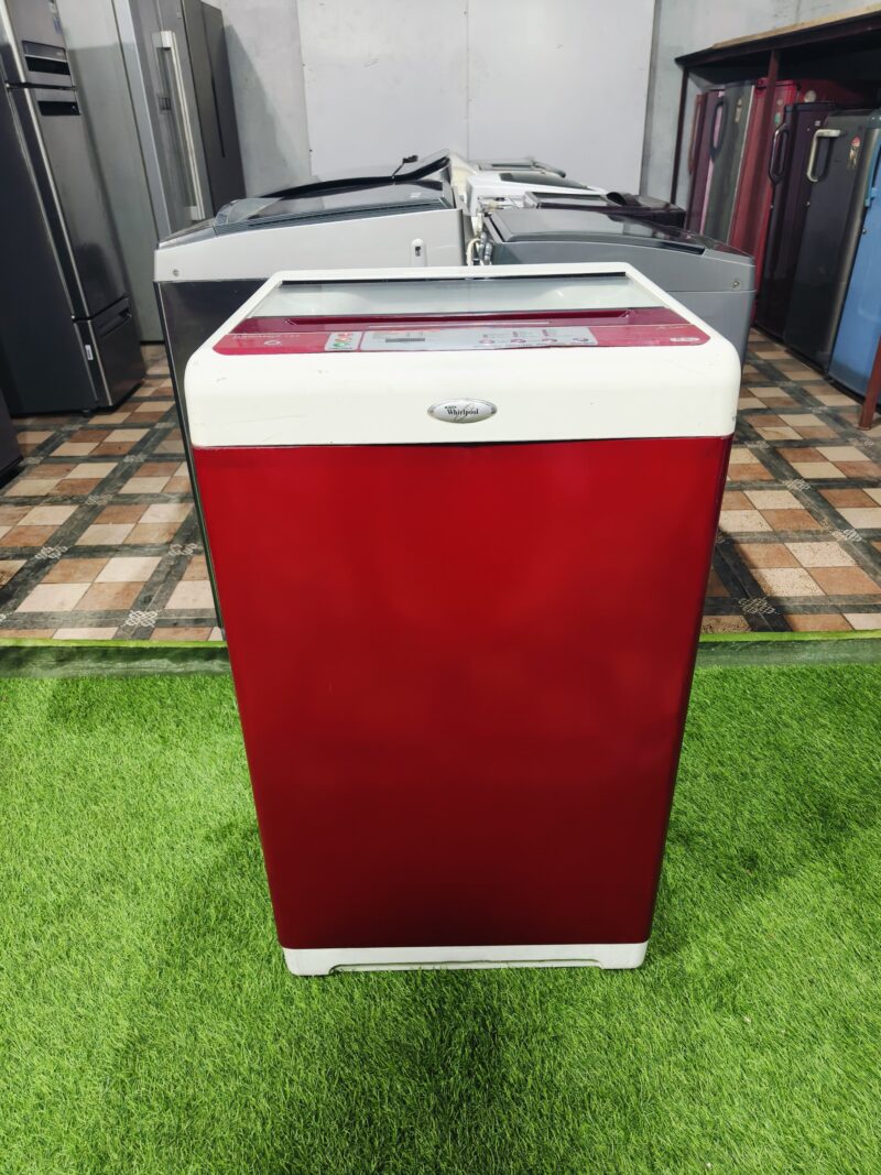 Whirlpool white magic 123 red & white in colour 6.5 kg gently used fully automatic top load washing machine