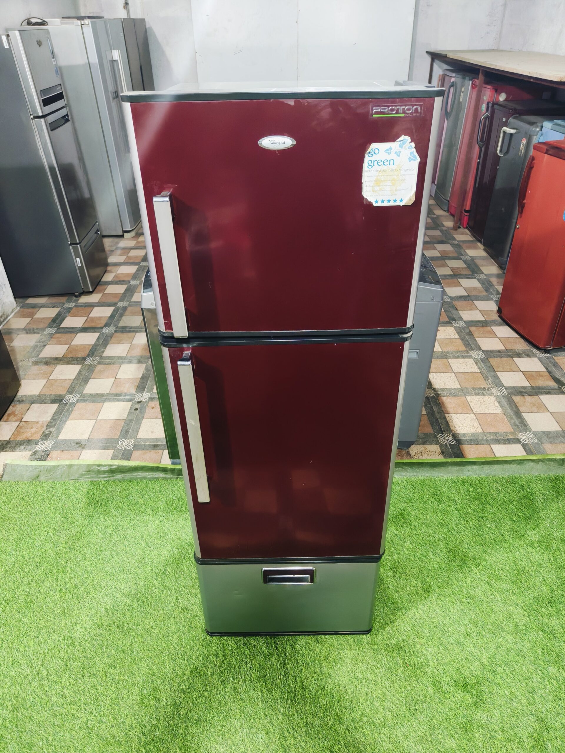 Whirlpool proton maroon and silver in colour 280 ltr 3 door refrigerator - Image 2