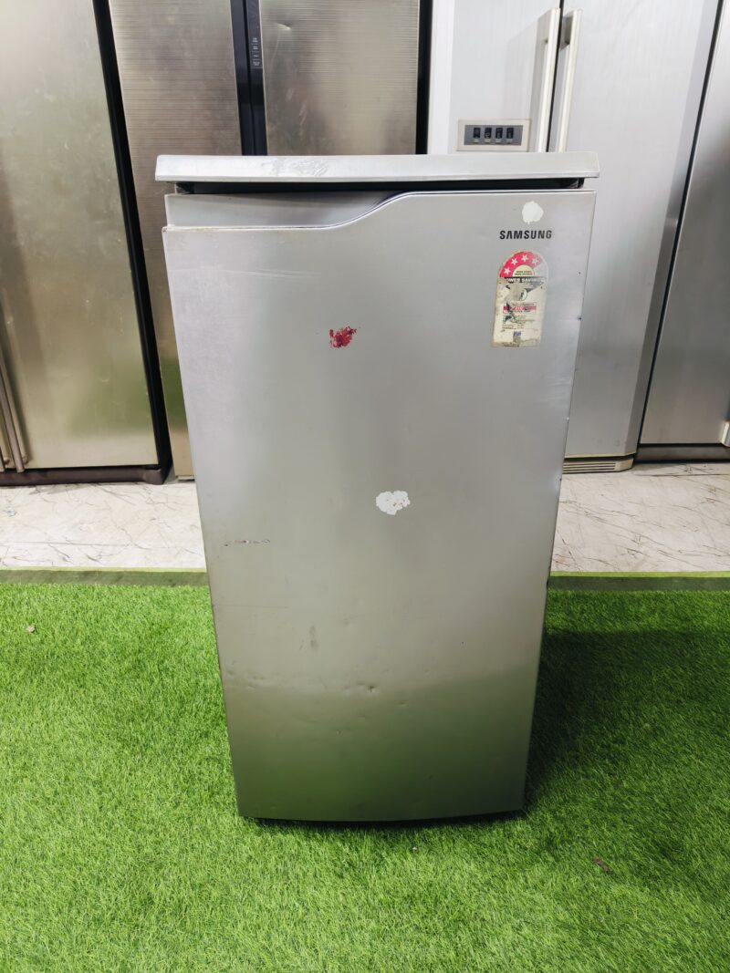 Samsung 4 star rating light grey in colour 190 ltr used single door refrigerator