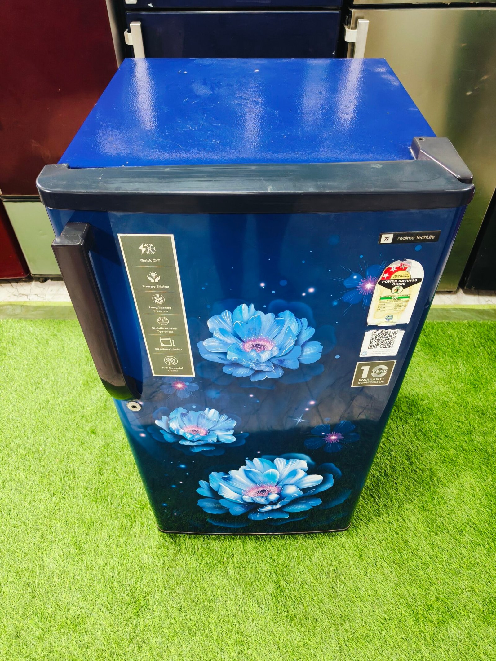 Realme techlife blue flower model 180 ltr gently used single door refrigerator - Image 2