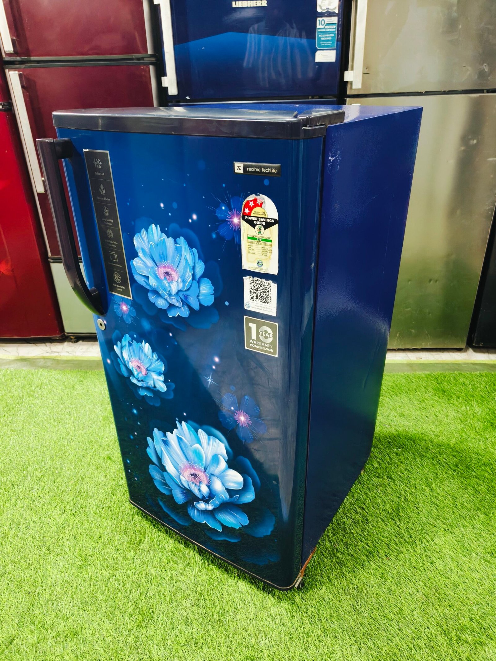Realme techlife blue flower model 180 ltr gently used single door refrigerator - Image 4
