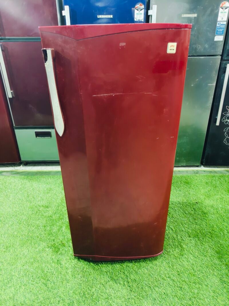 Godrej axis maroon in colour 190 ltr used single door refrigerator