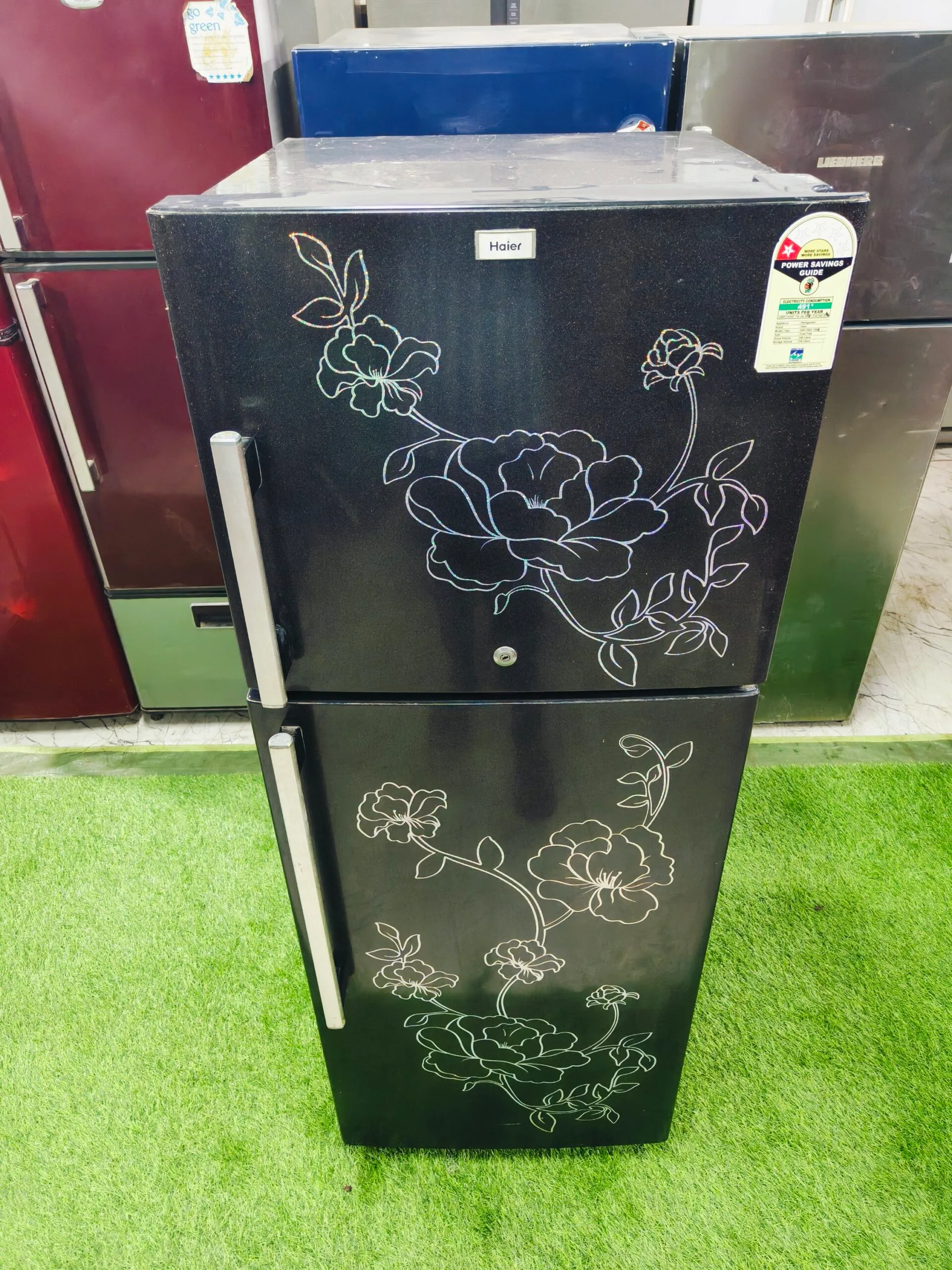 Haier multi colour flower model 240 ltr double door refrigerator - Image 2