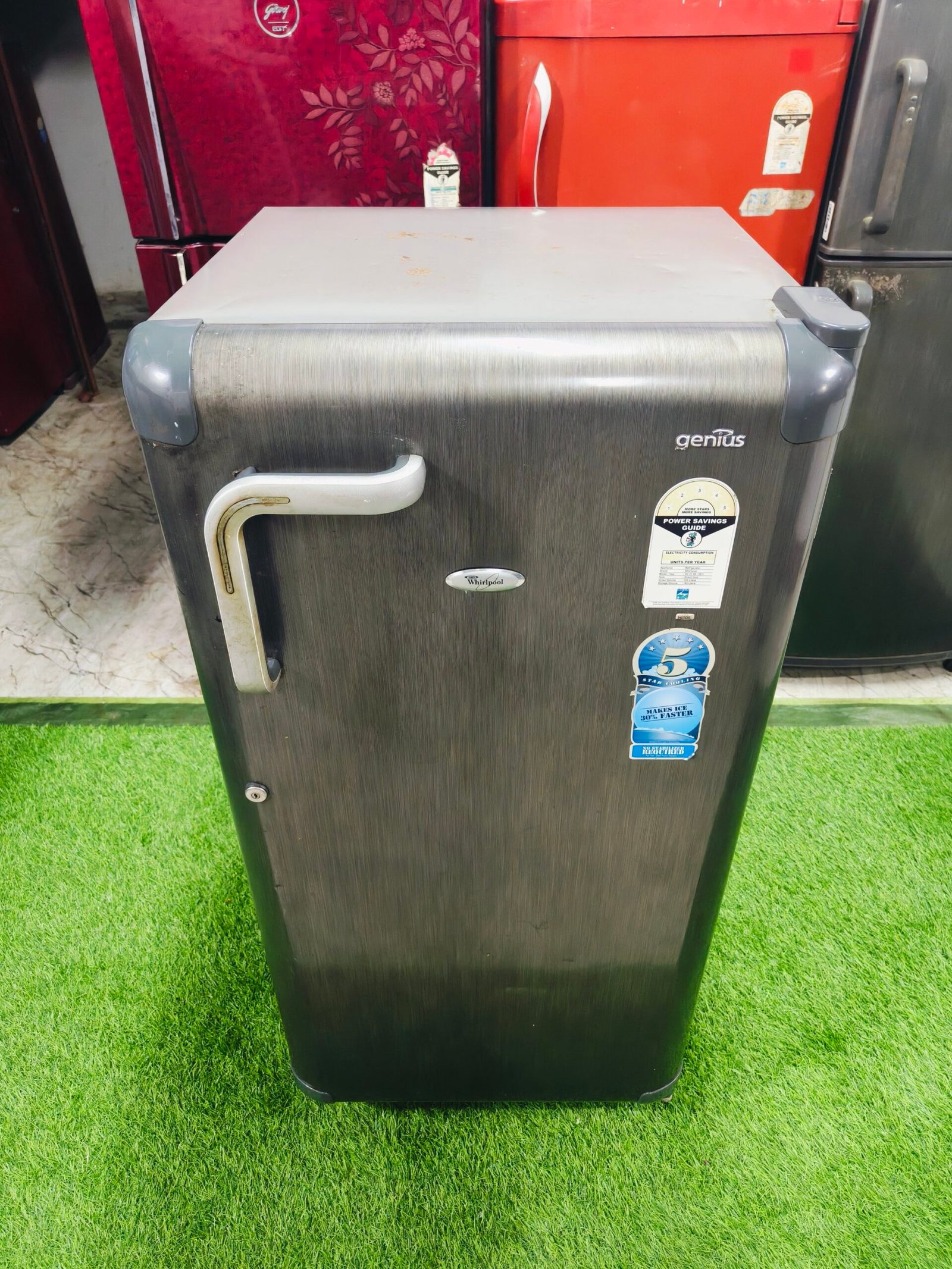 Whirlpool genius 5 star energy rating grey in colour 190 ltr single door refrigerator - Image 2
