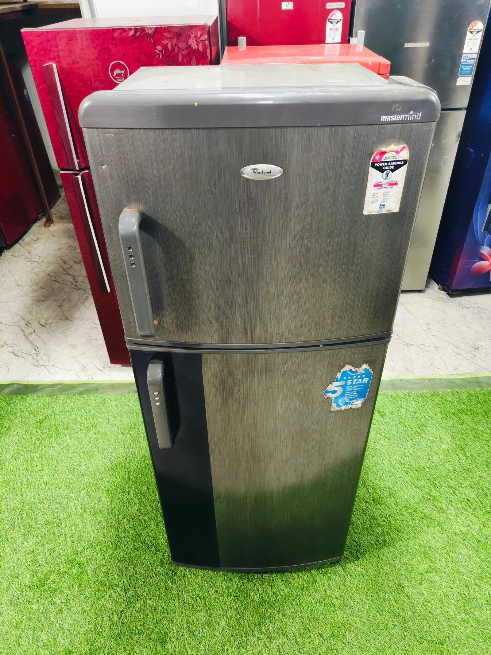 Whirlpool master mind 4 star energy rating 240 ltr double door refrigerator - Image 2