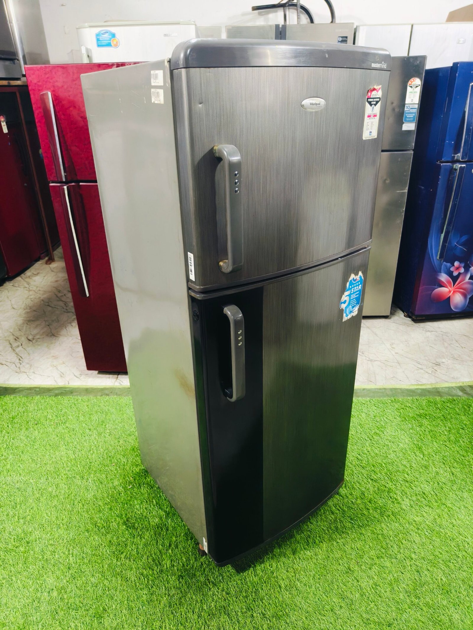 Whirlpool master mind 4 star energy rating 240 ltr double door refrigerator - Image 4