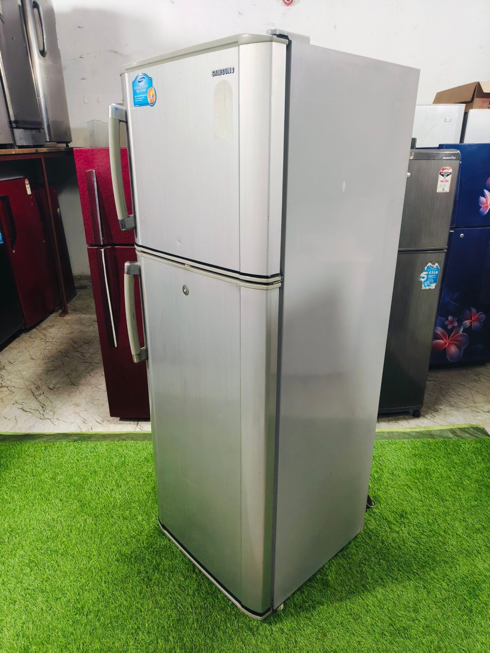 Samsung silver fresh 5 star energy rating works without stabilizer 280 ltr gently used double door refrigerator - Image 5