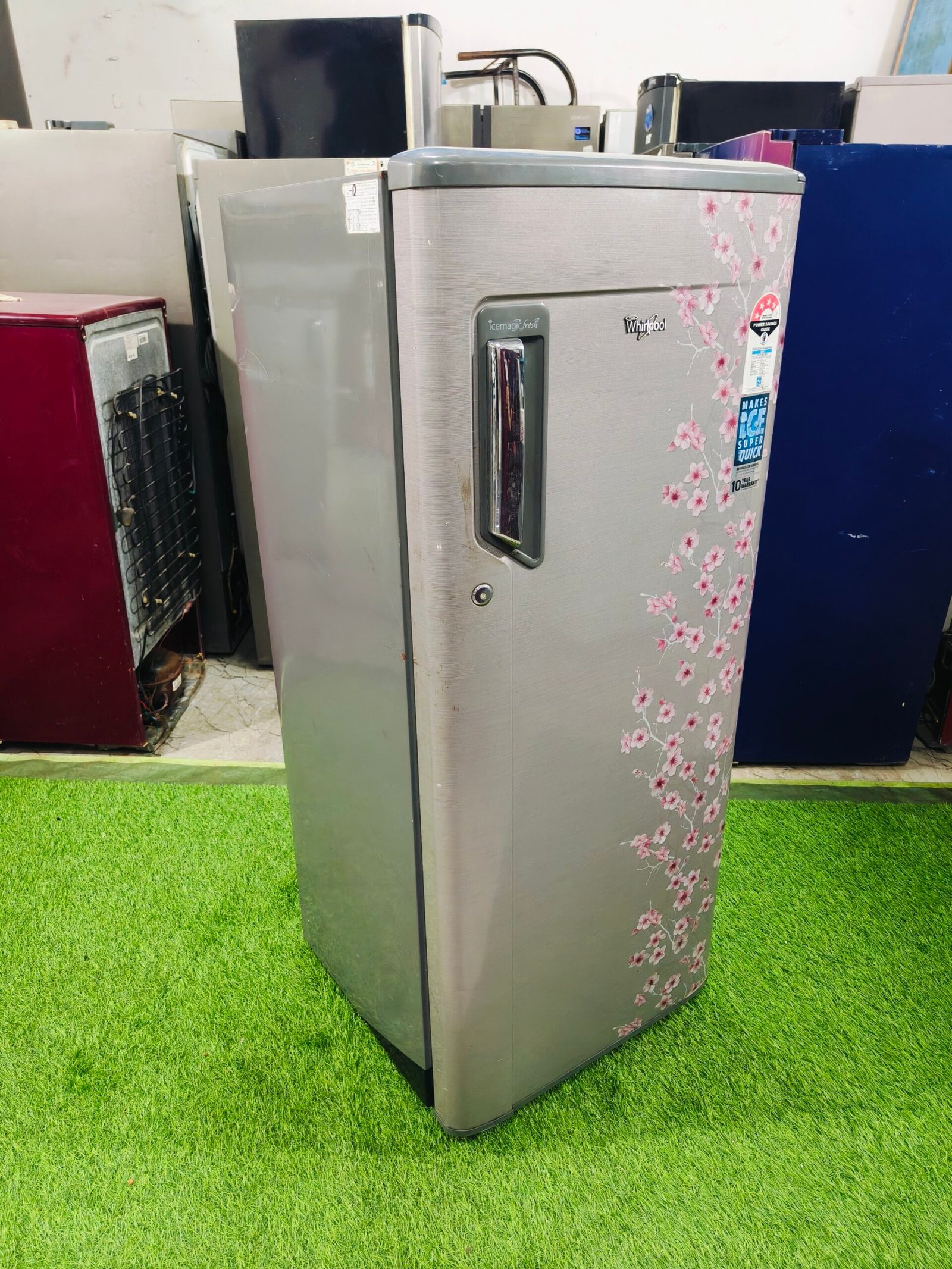 Whirlpool ice magic fresh 4 star energy rating 200 ltr flower model single door refrigerator - Image 4
