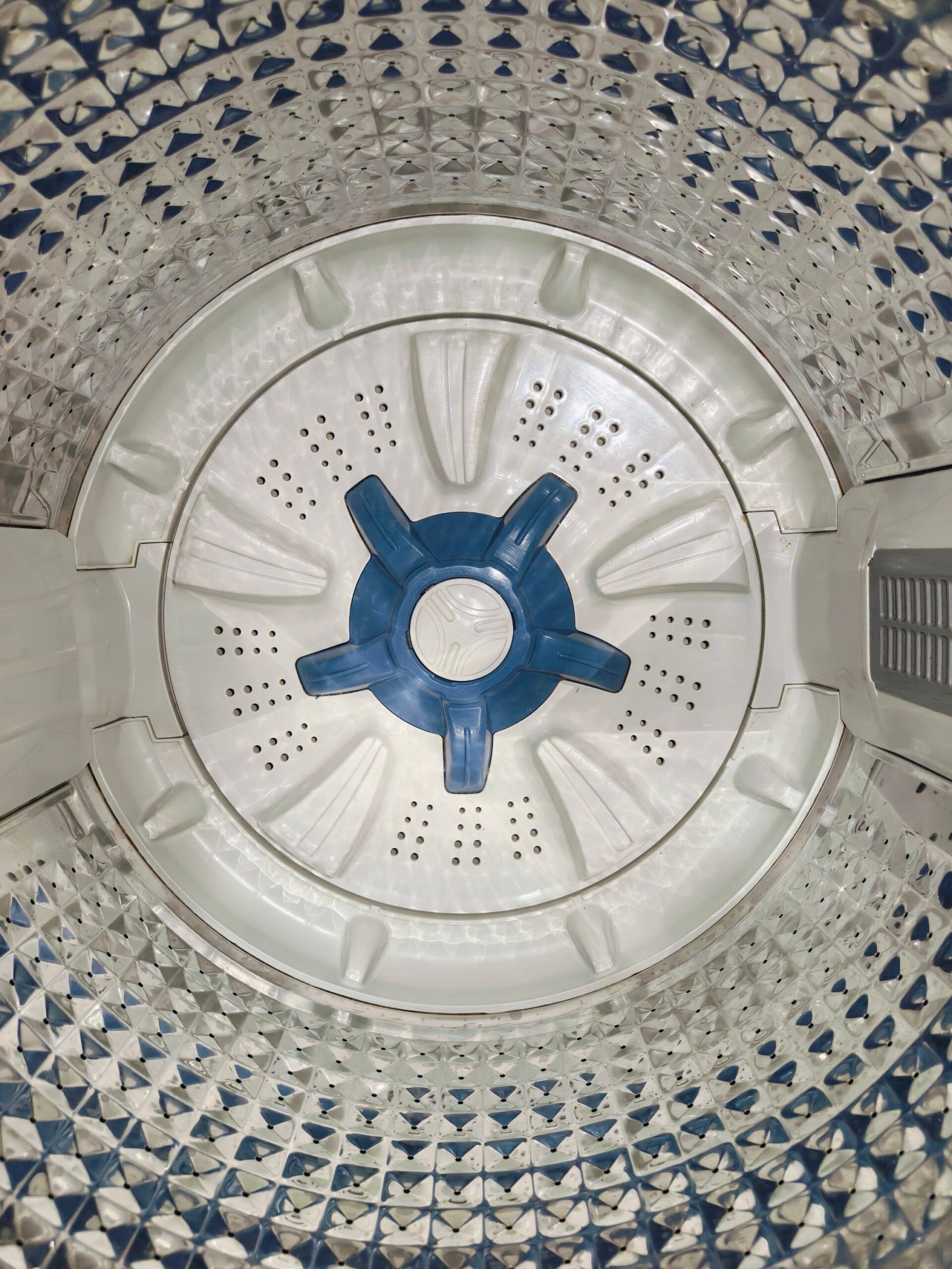 Samsung ag+ silver nano technology 6.2 kg daimond drum fully automatic top load washing machine - Image 3