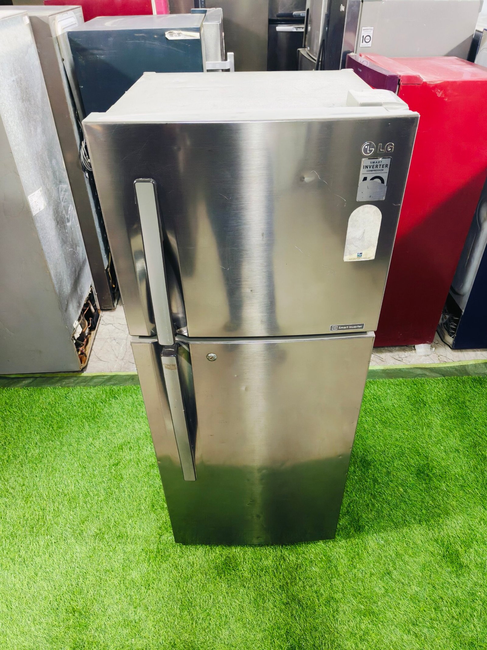LG smart inverter steel finish 260 ltr double door used refrigerator - Image 2