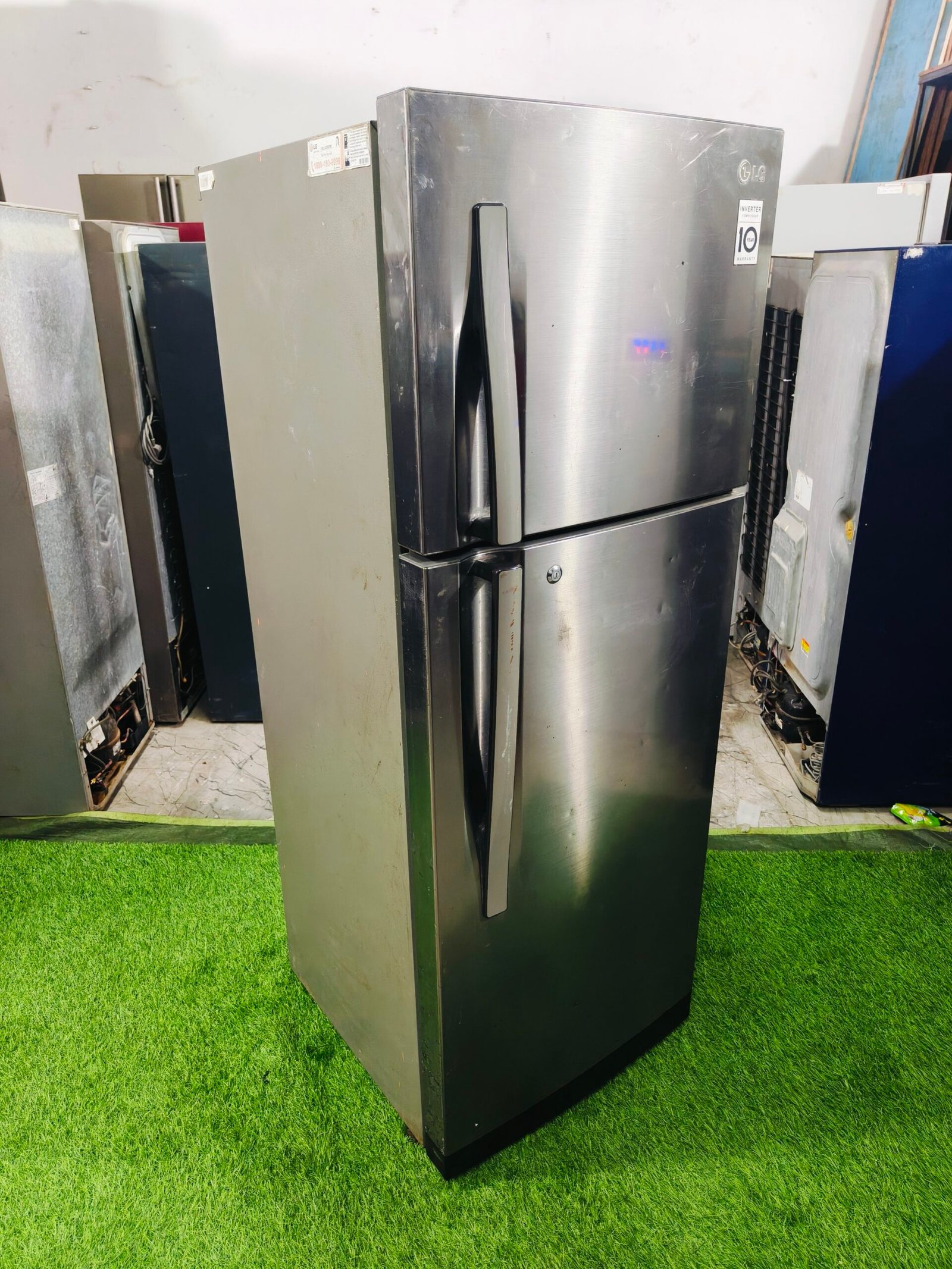 LG smart inverter steel finish 280 ltr gently used double door refrigerator - Image 4