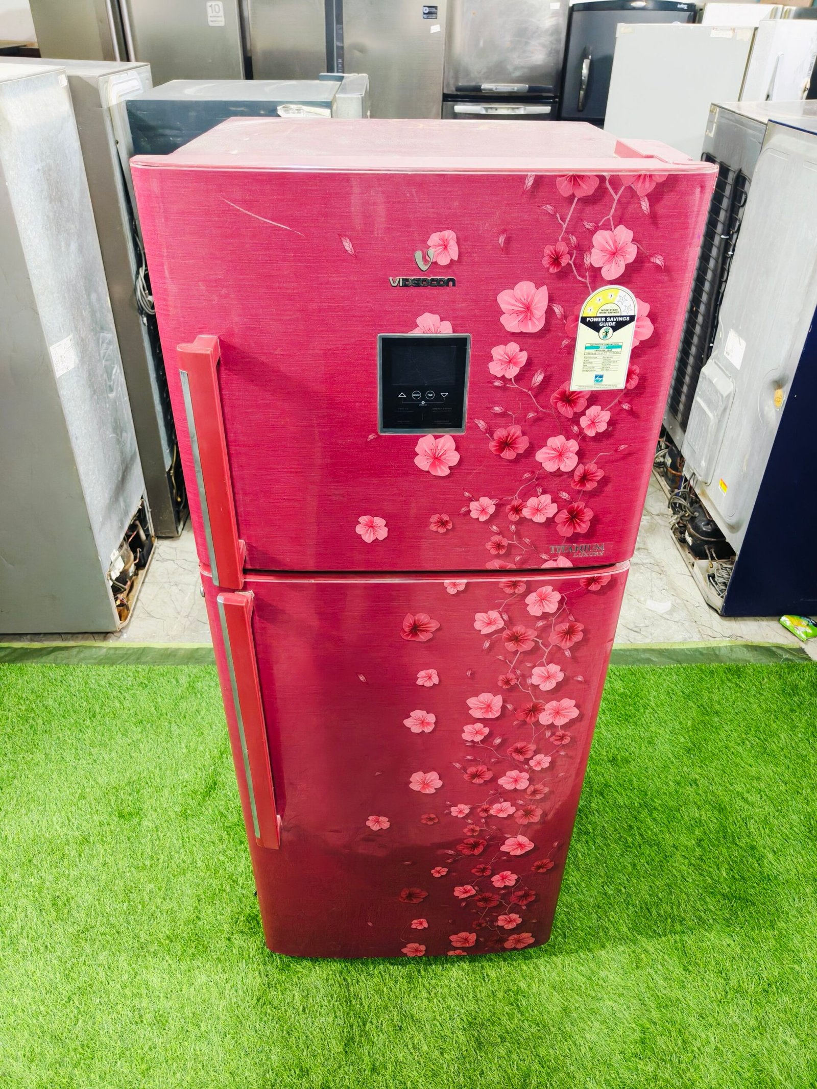 Videocon titanium luxury 280 ltr pink flower model double door refrigerator - Image 2