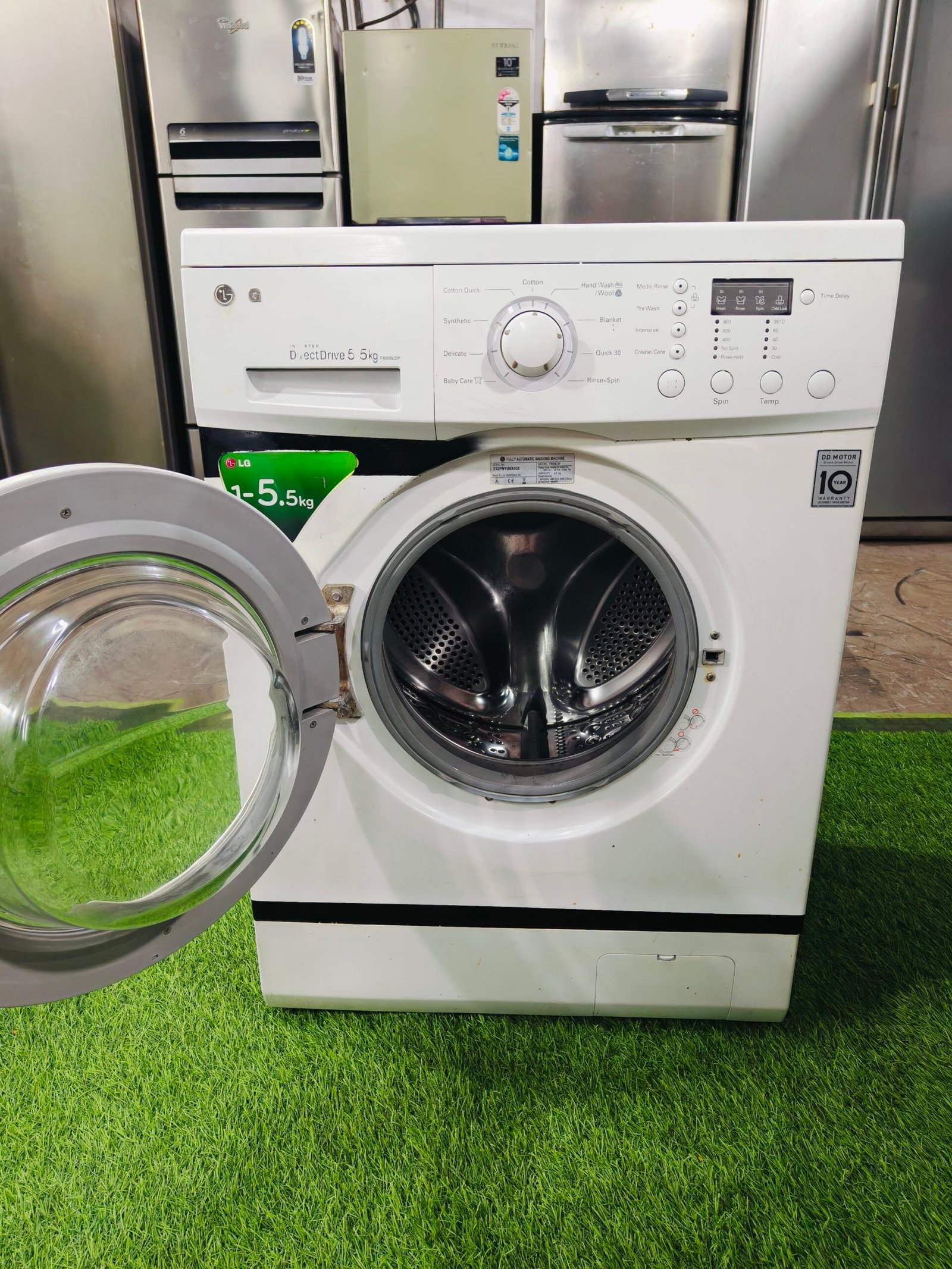 LG digital inverter direct drive 5.5 kg double colour fully automatic gently used front load washing machine - Image 3